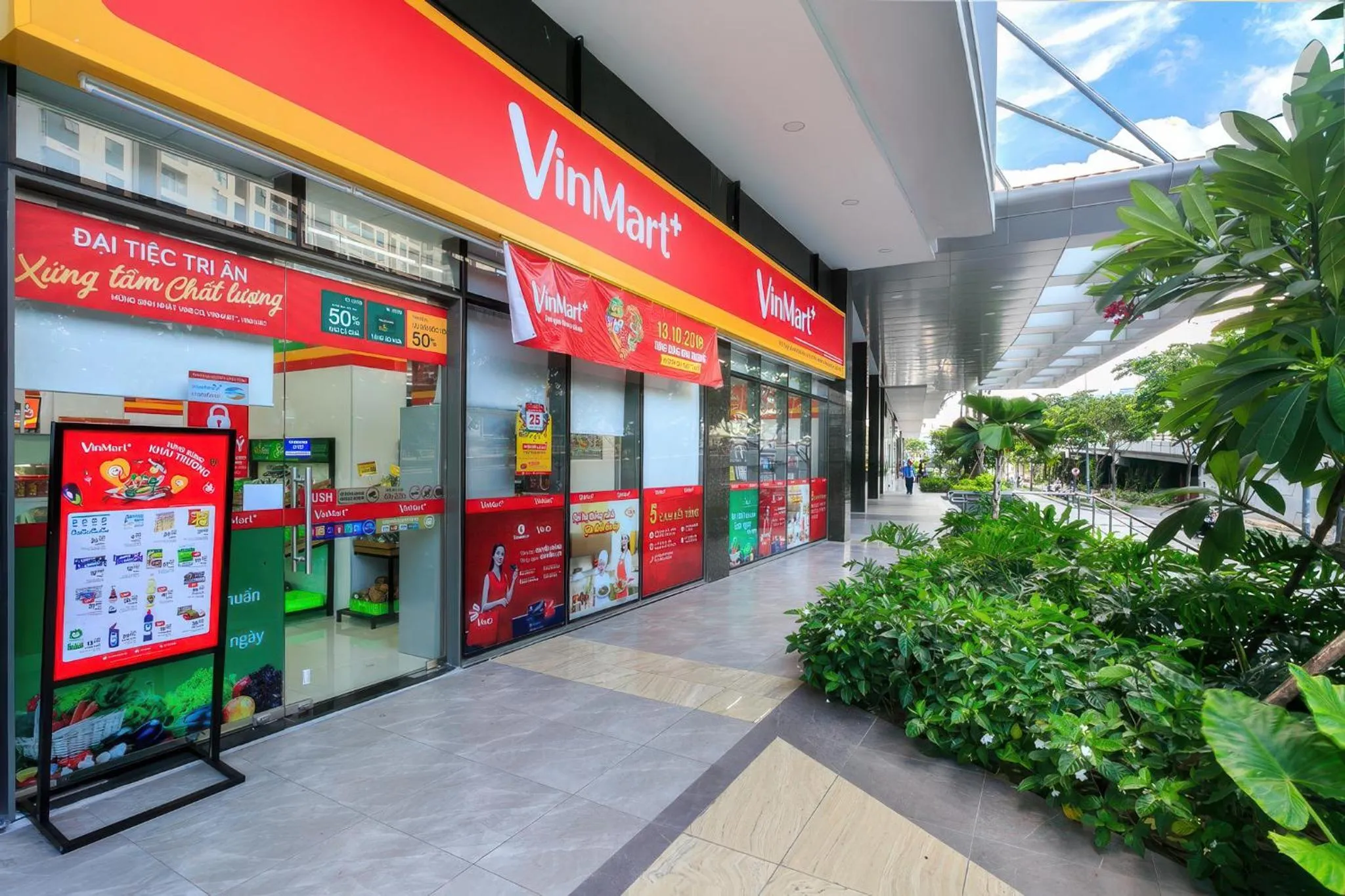 Area and facilities in The RiverGate Apartments & Condo Saigon