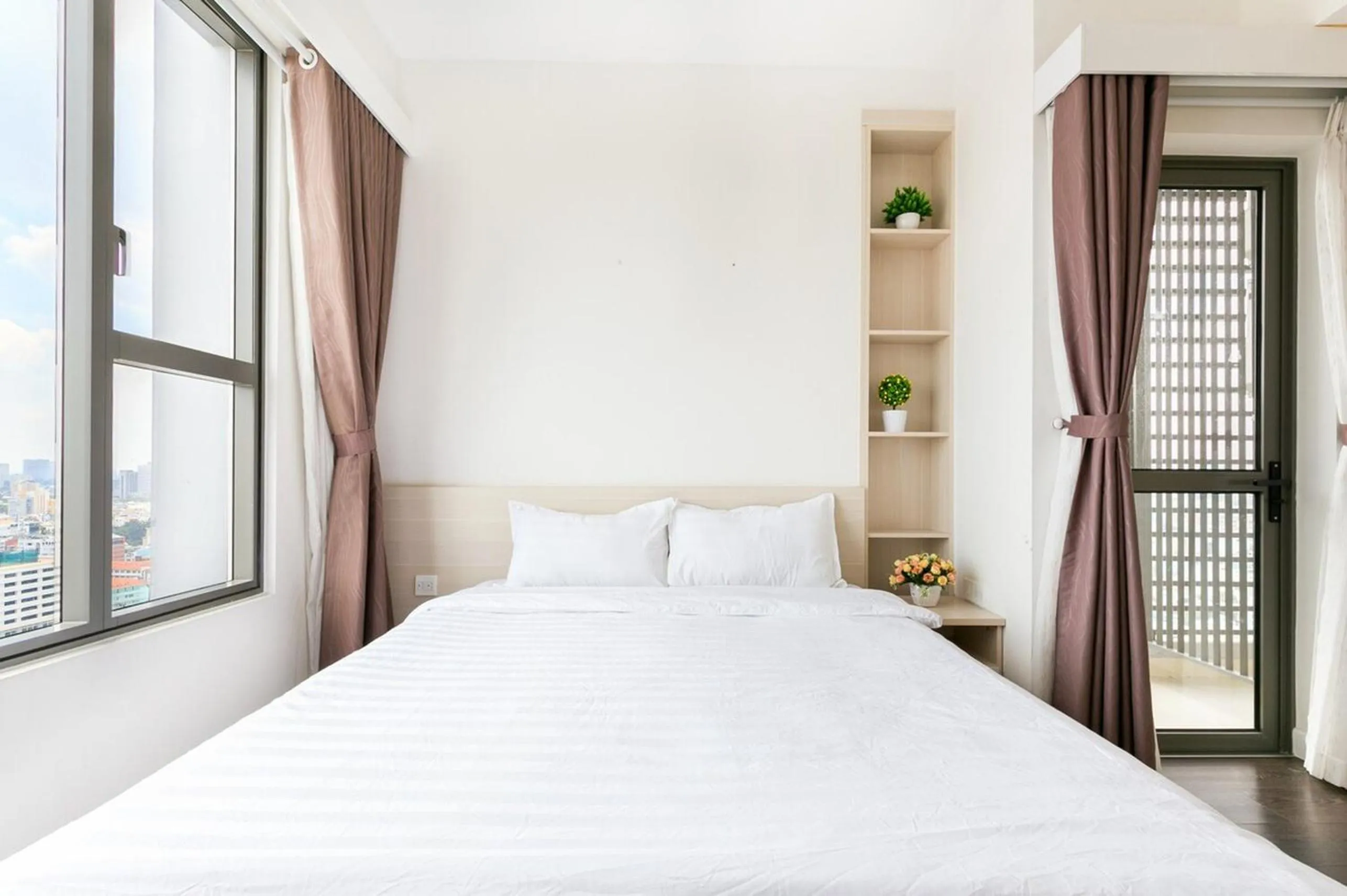 Bed in The RiverGate Apartments & Condo Saigon