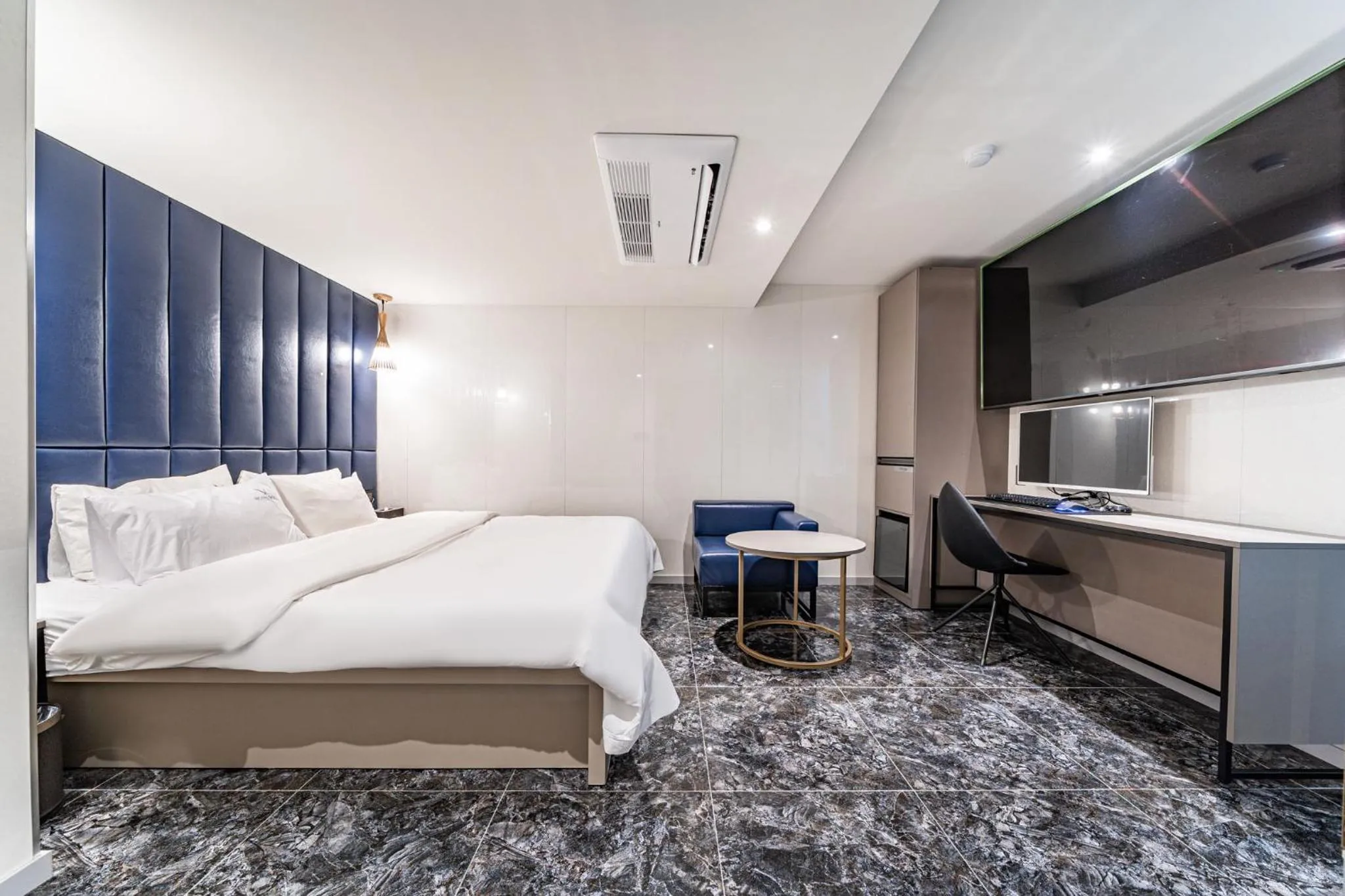 Standard Double Room in Hotel Voll