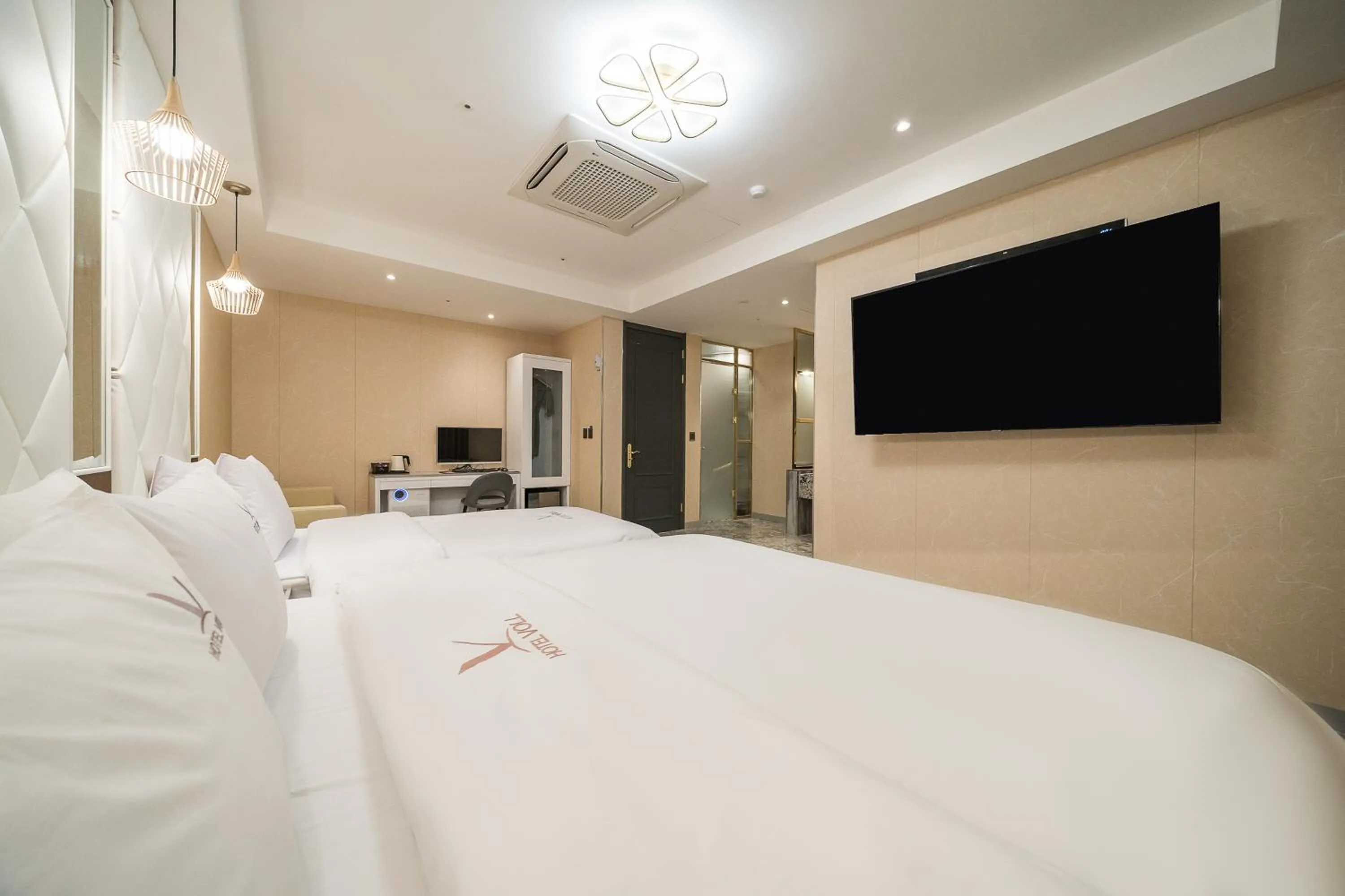 Hotel Voll