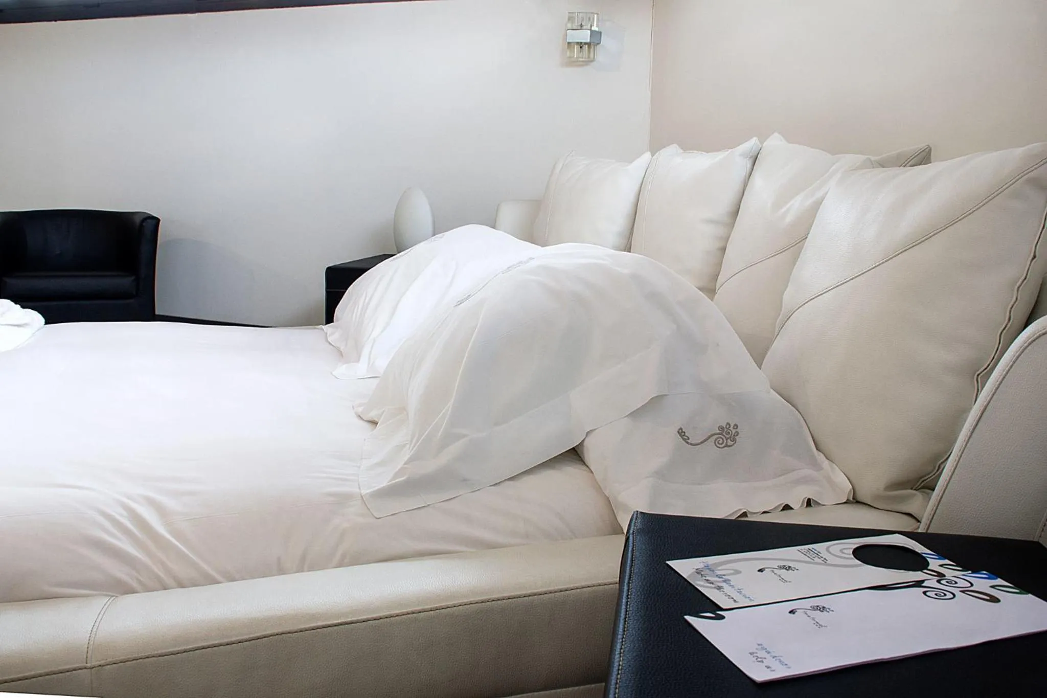 Bed in Hotel Teratermal