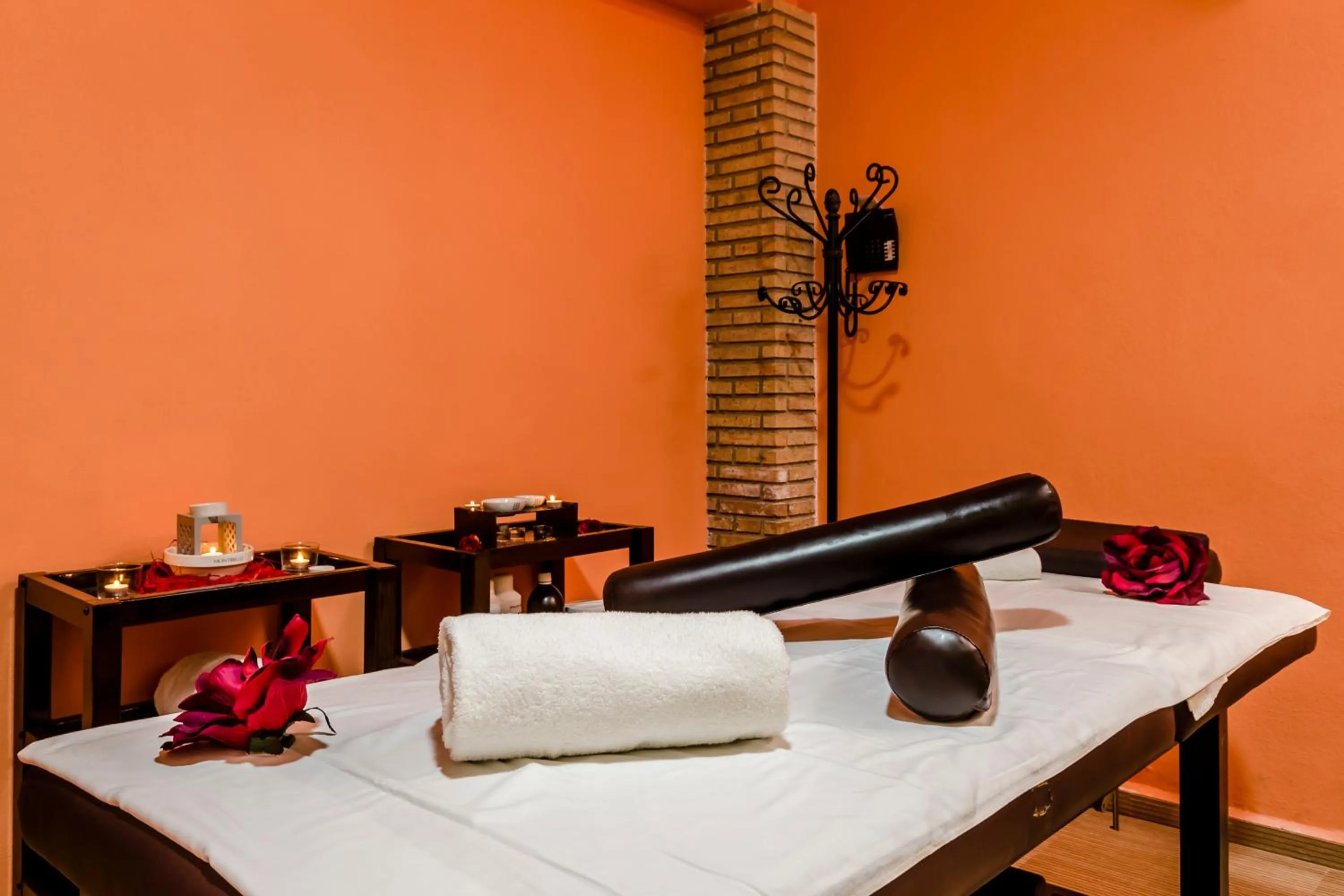 Spa and wellness centre/facilities in Hotel Rural Los Nogales