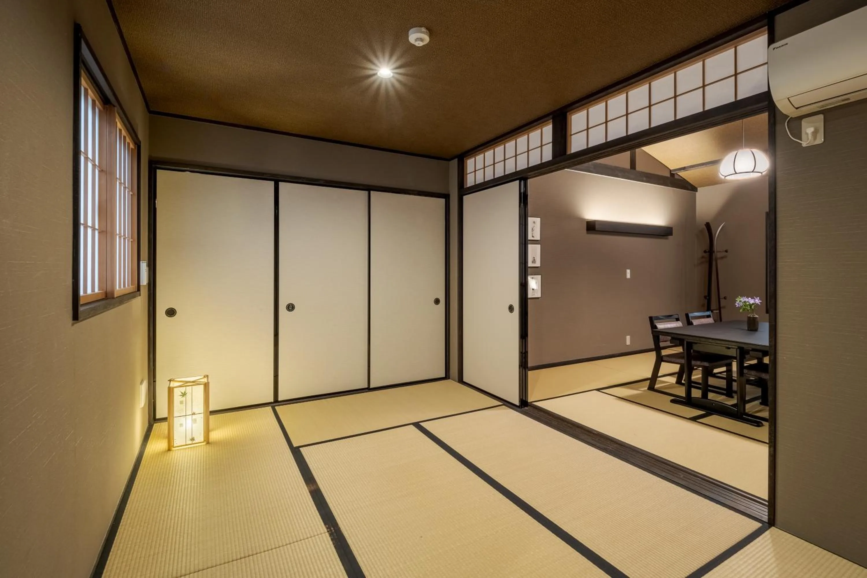 Dining area in ROJIYU Kyoto