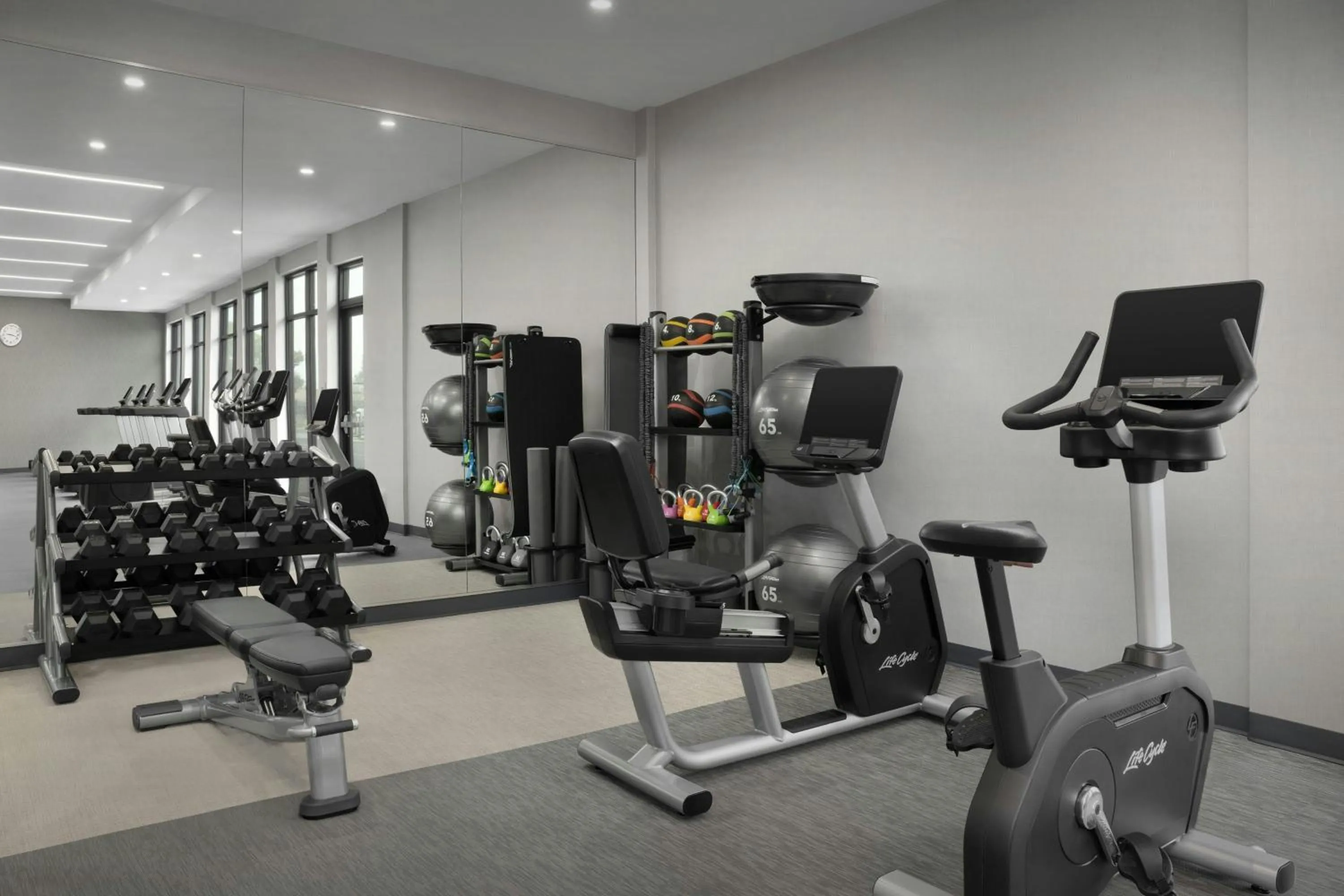 Fitness centre/facilities in Courtyard by Marriott Antioch Pittsburg