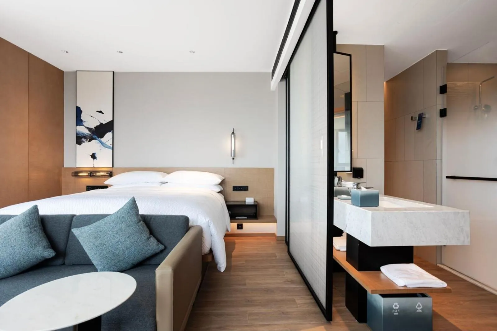 Bedroom, Bed in Fairfield by Marriott Yantai