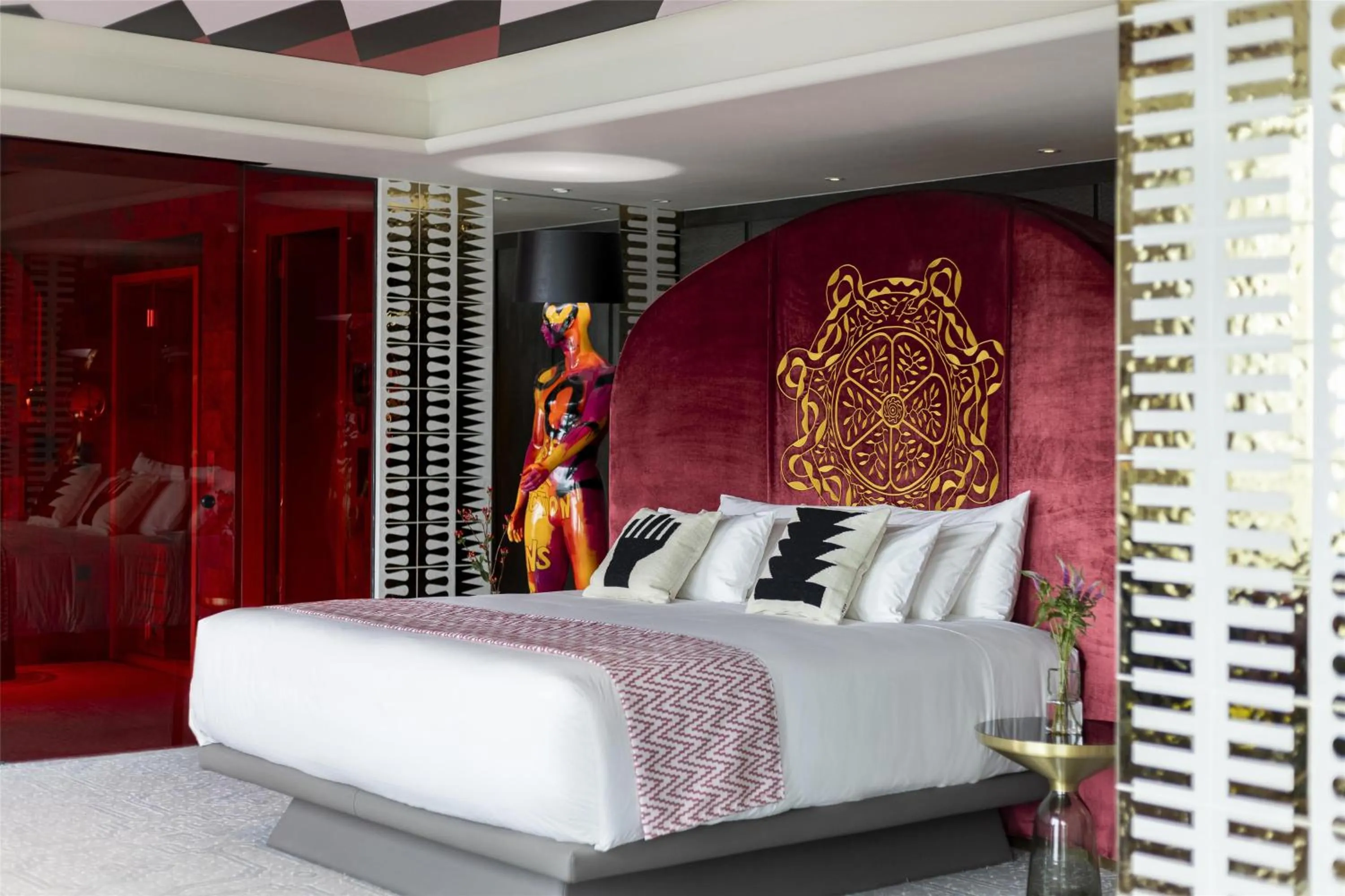 Bedroom, Bed in Nhow Lima