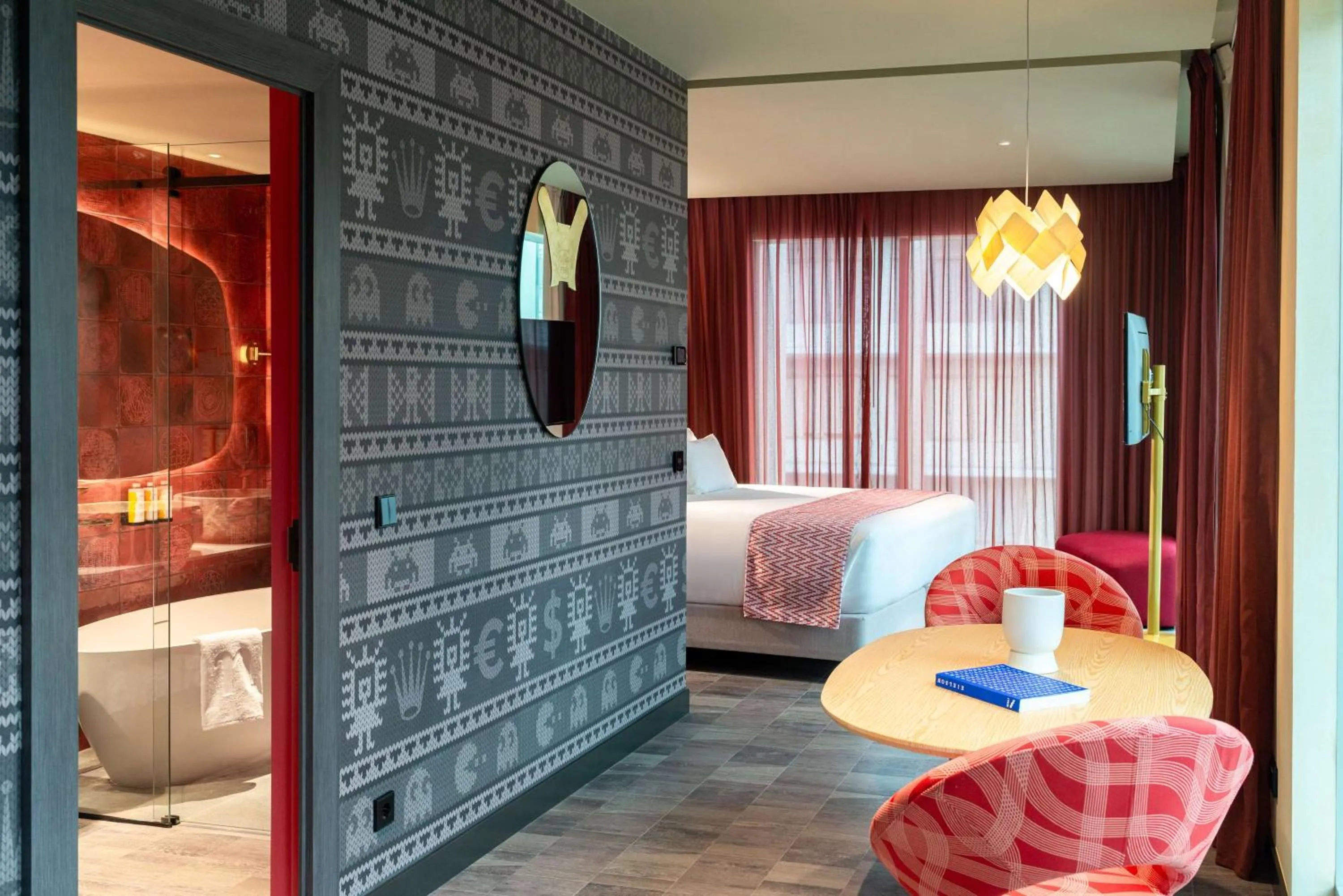 Bedroom, Bed in Nhow Lima