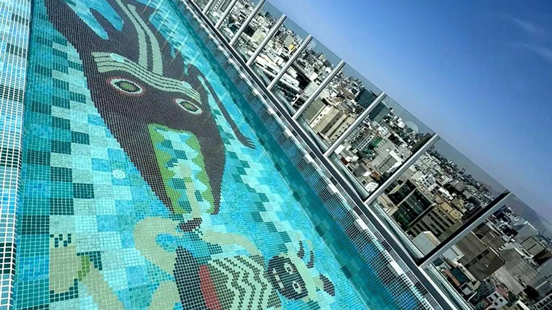 Pool view in Nhow Lima Pool view in Nhow Lima