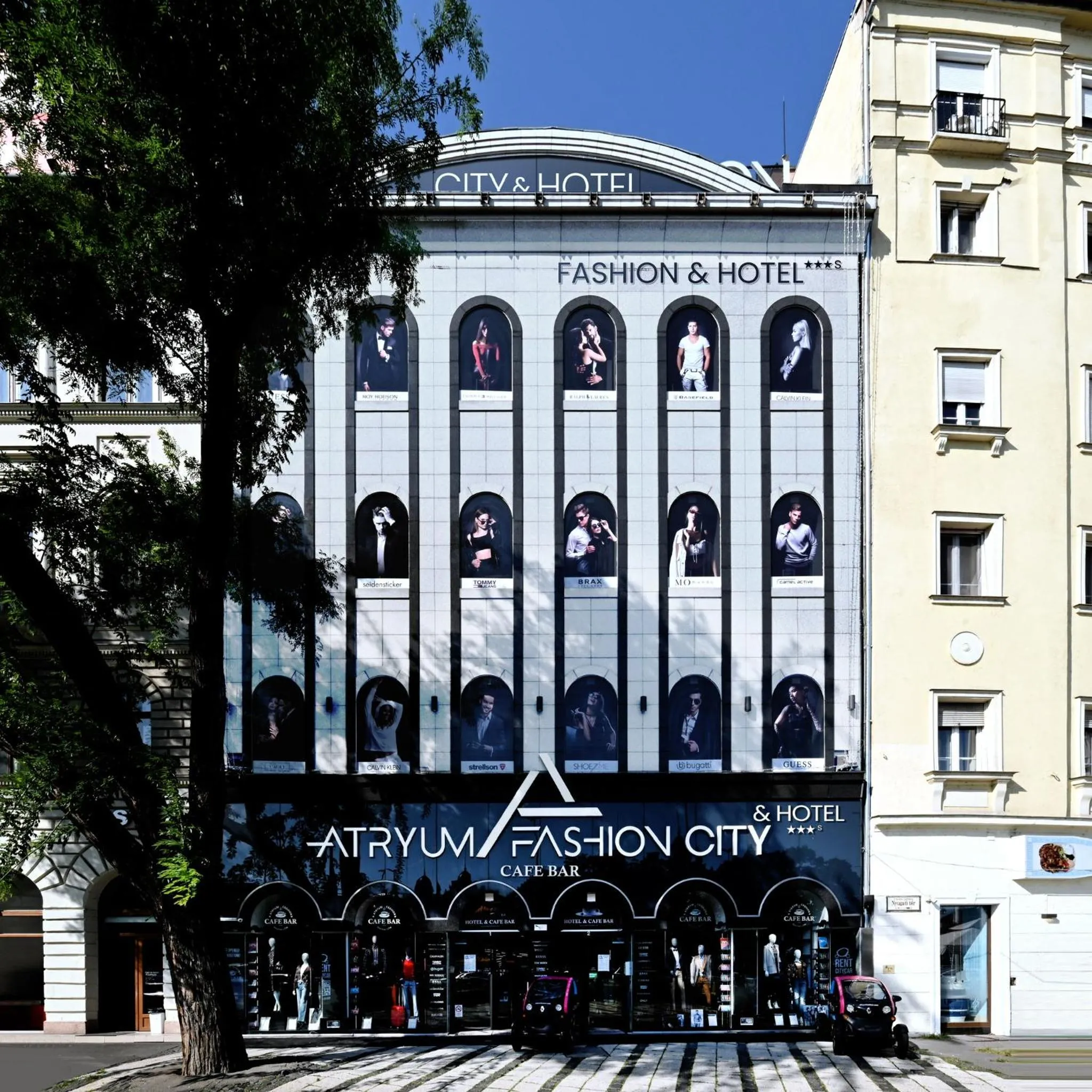 Property building in Fashion City Hotel Superior