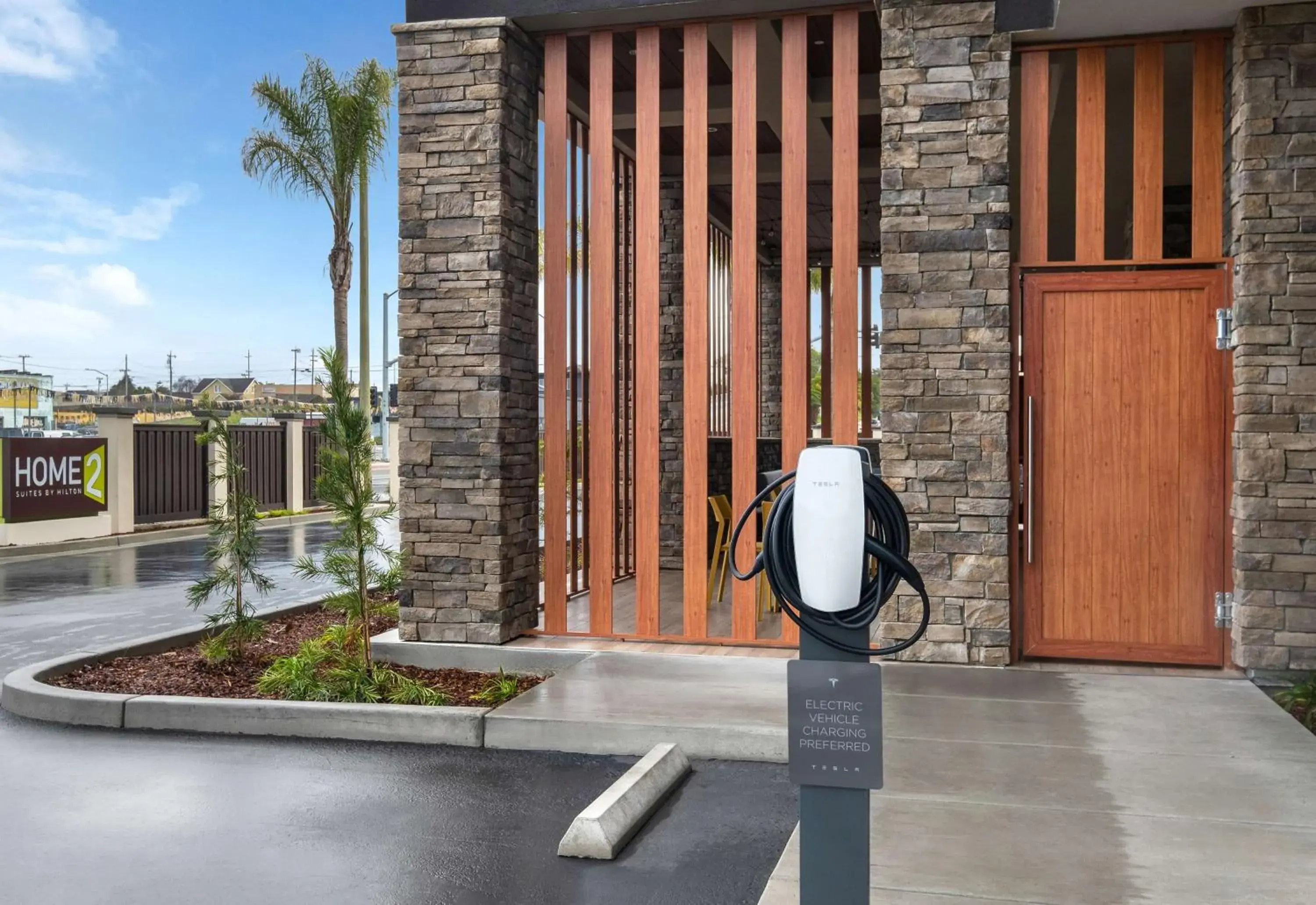 Property building in Home2 Suites By Hilton Eureka Property building in Home2 Suites By Hilton Eureka