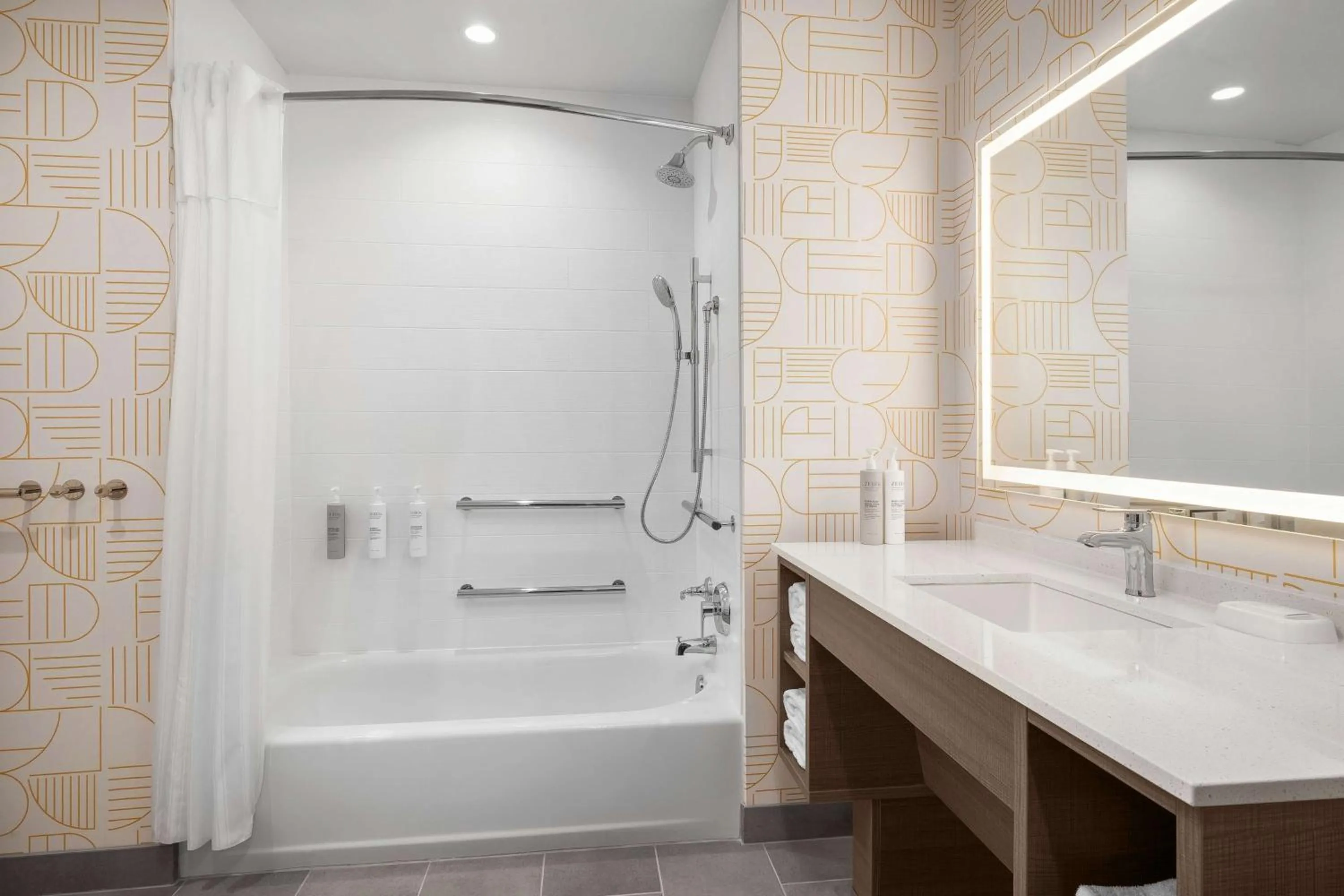 Bathroom in Home2 Suites By Hilton Eureka