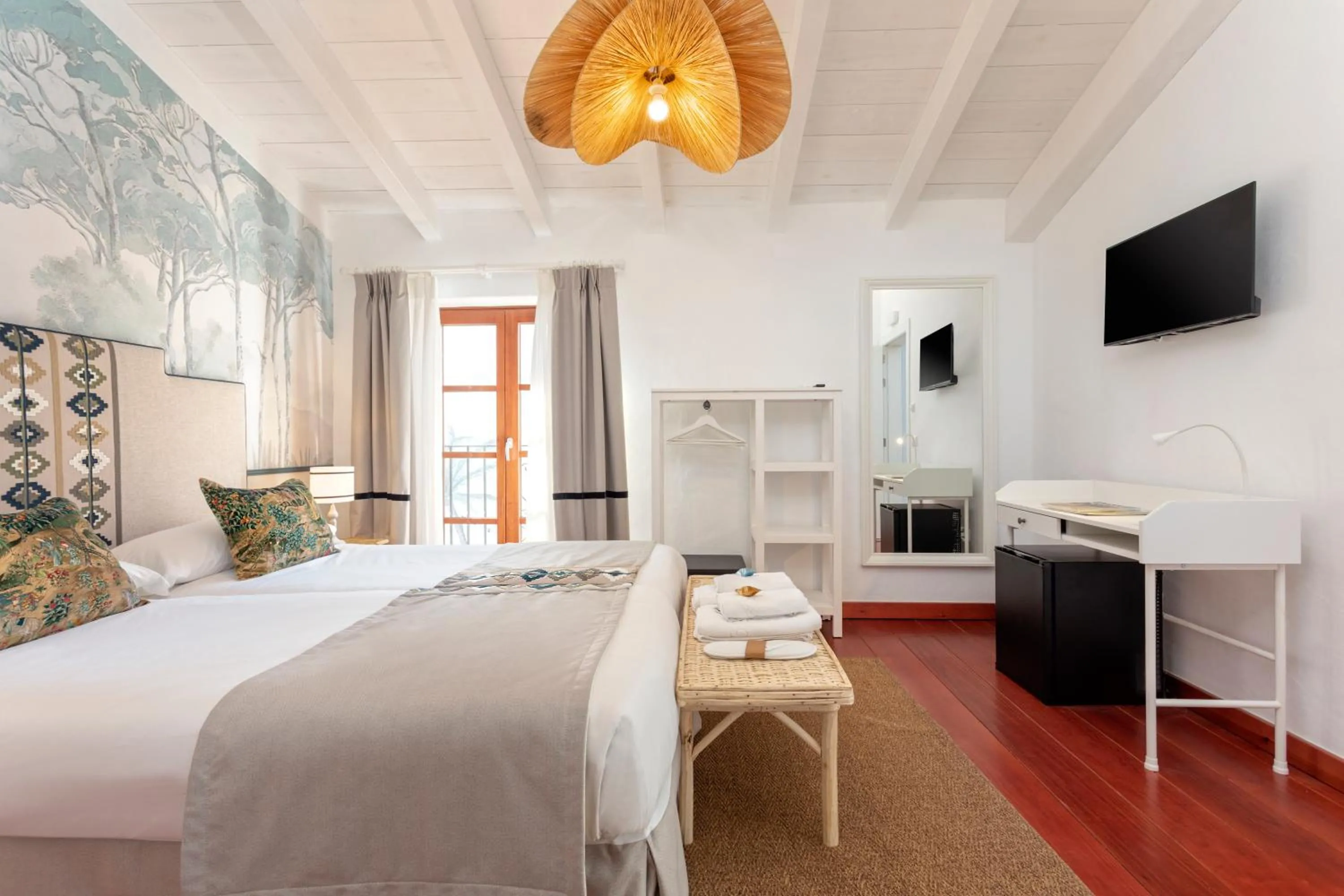 Twin Room in CSE The Old House Marbella