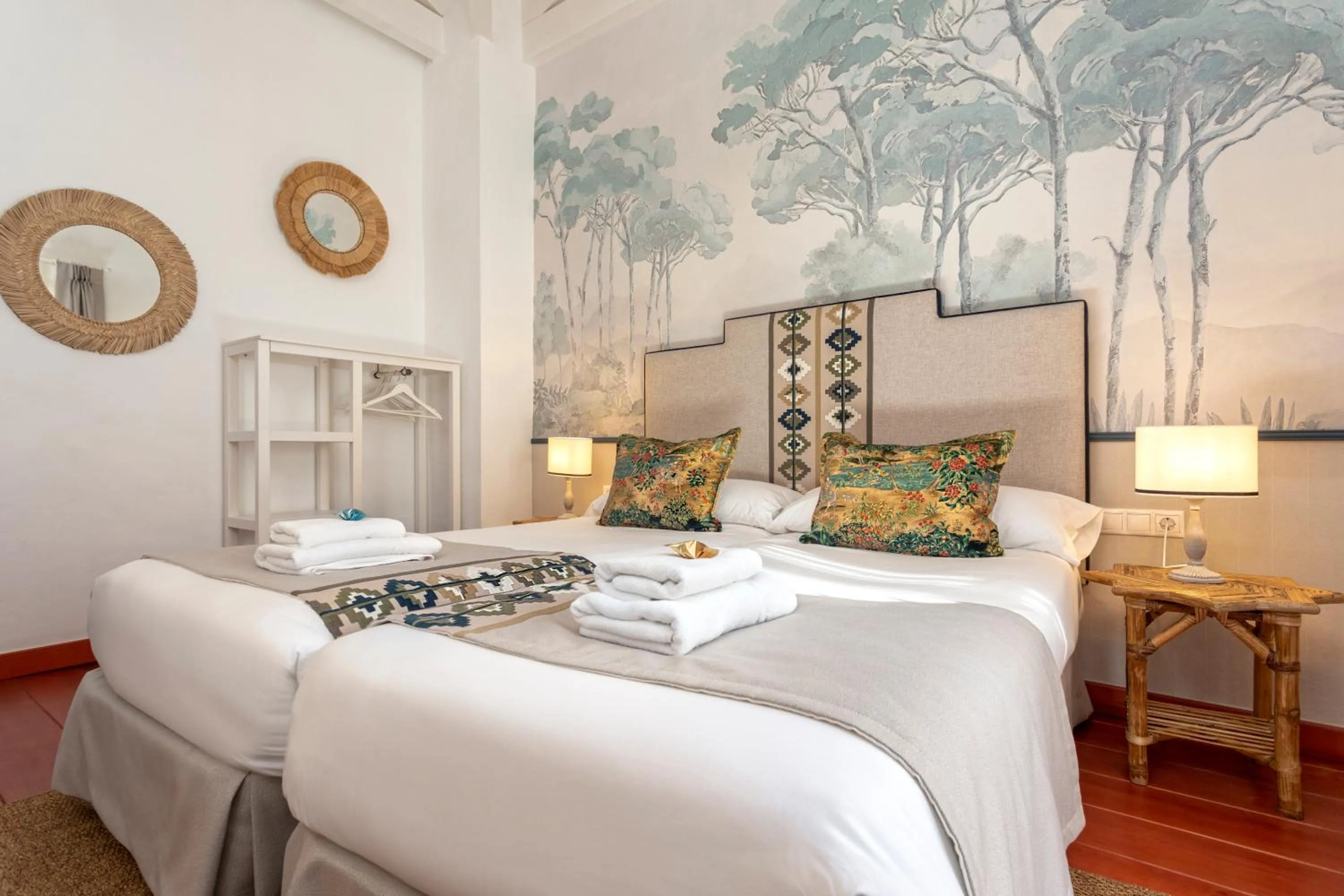 Twin Room in CSE The Old House Marbella