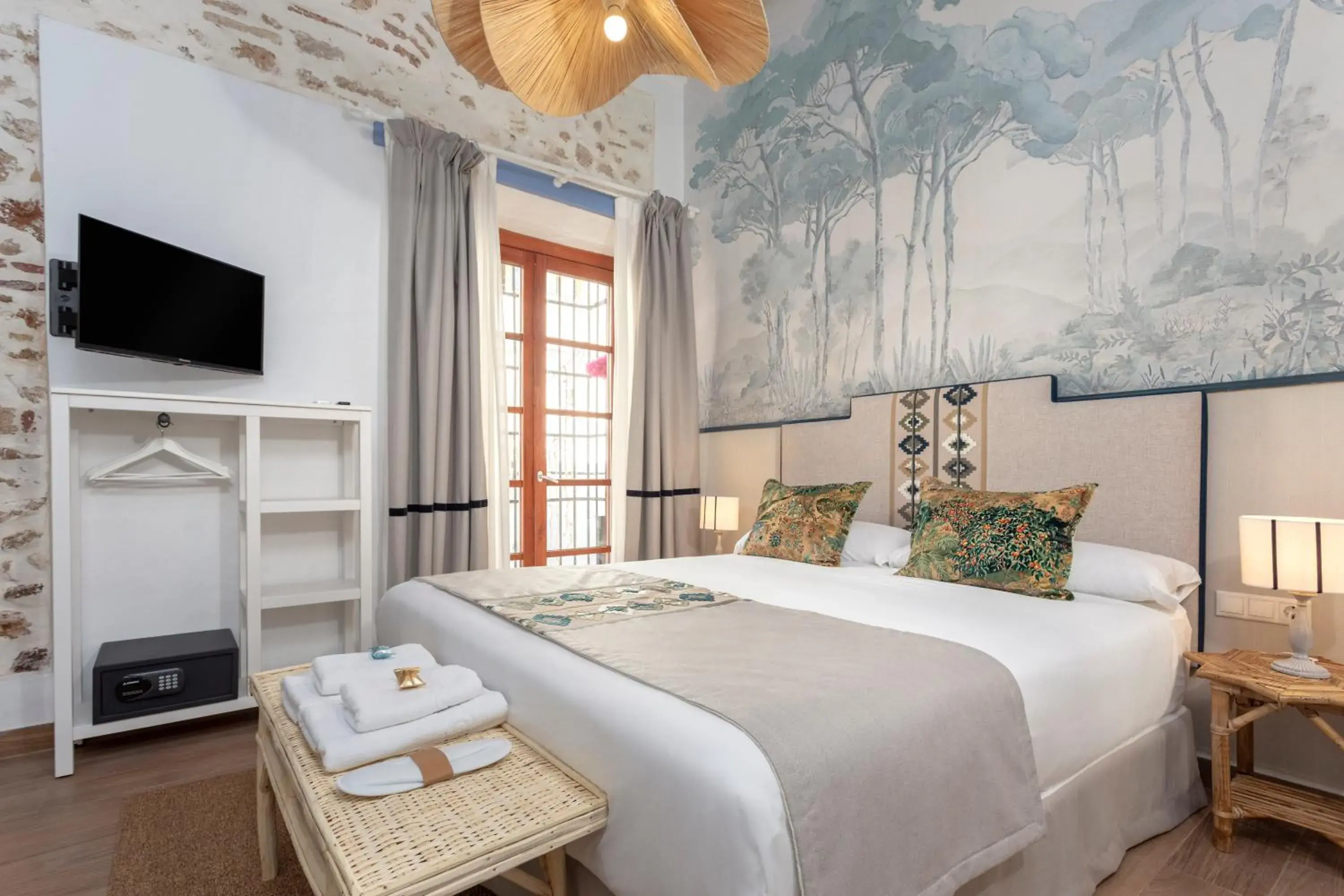 Double Room with Balcony in CSE The Old House Marbella Double Room with Balcony in CSE The Old House Marbella