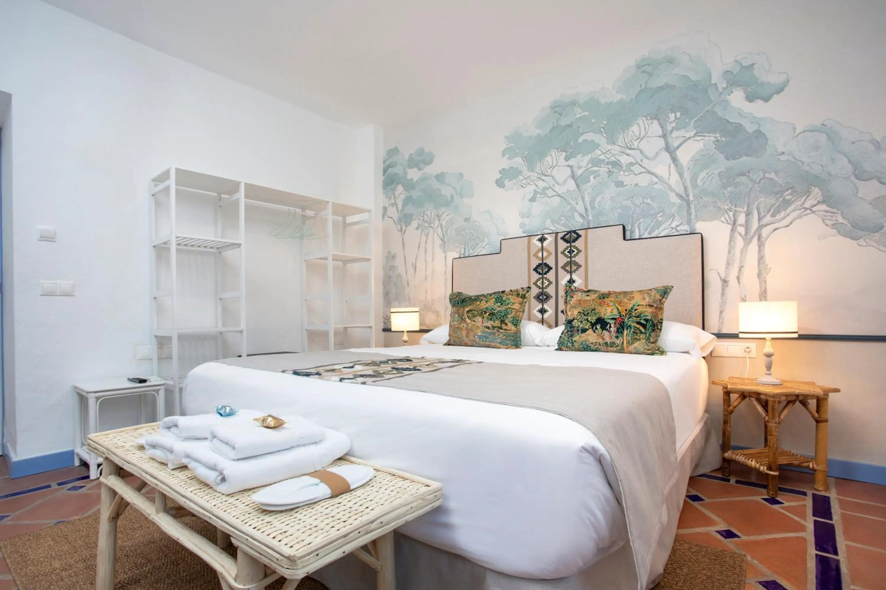Double Room - Disability Access in CSE The Old House Marbella
