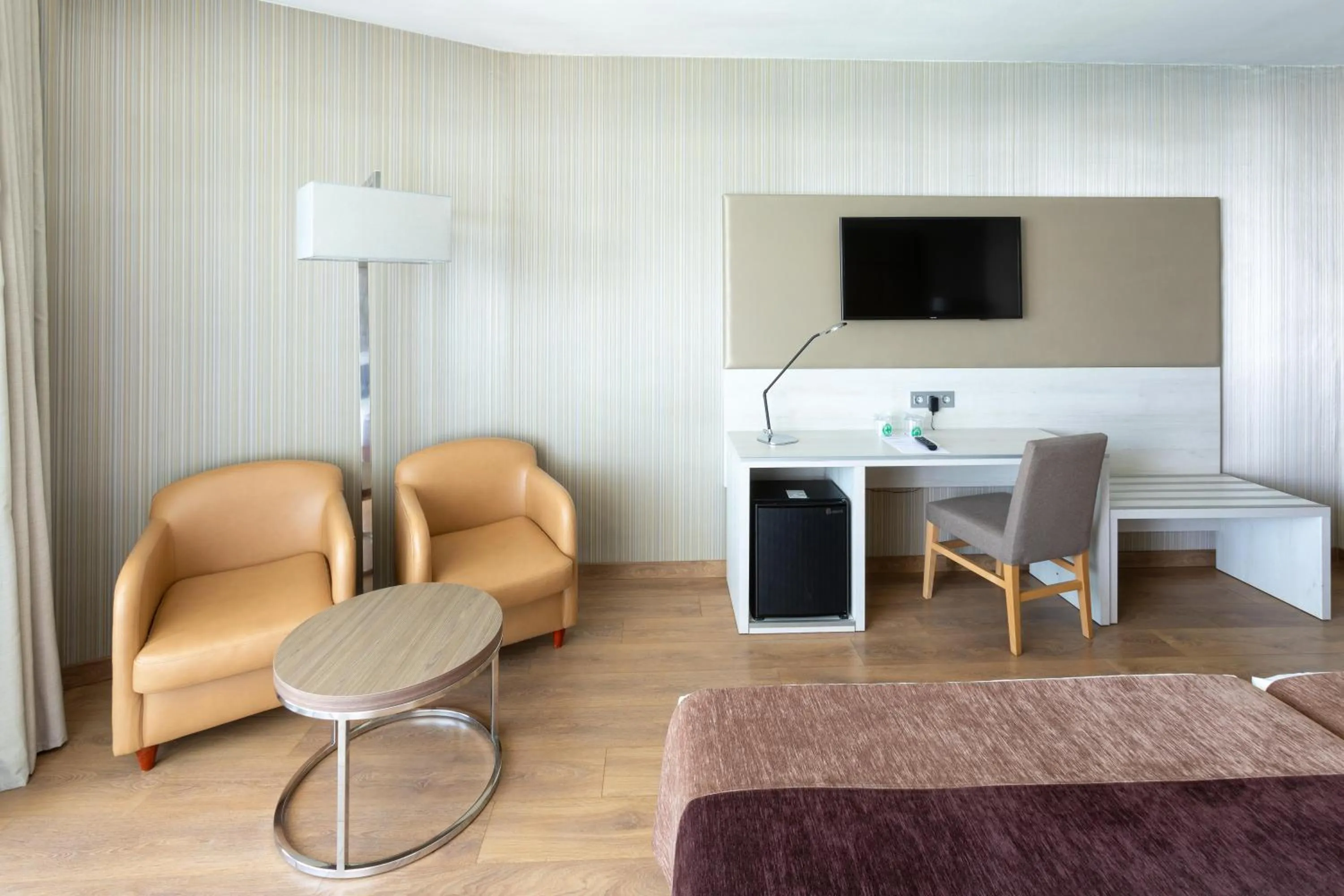 TV and multimedia in Hotel Best Semiramis