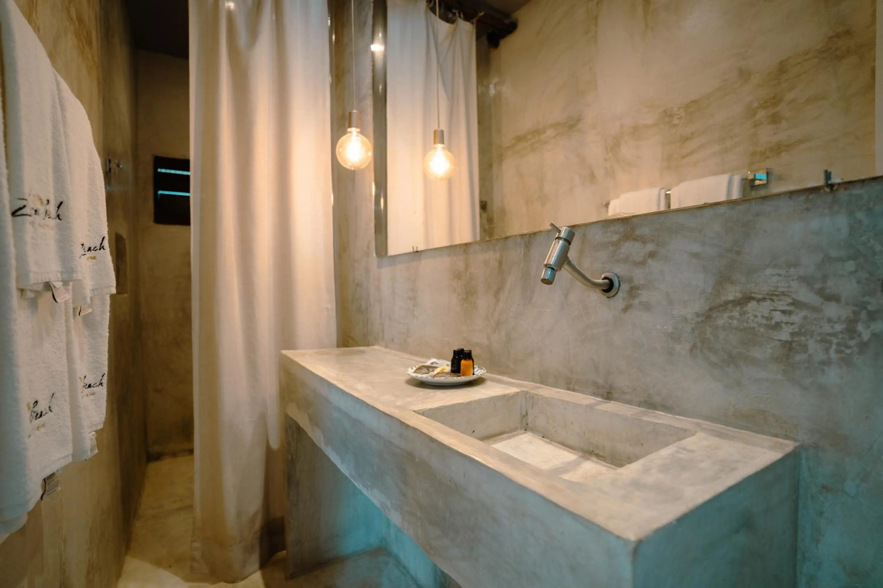 Bathroom in Zebra Boutique Hotel