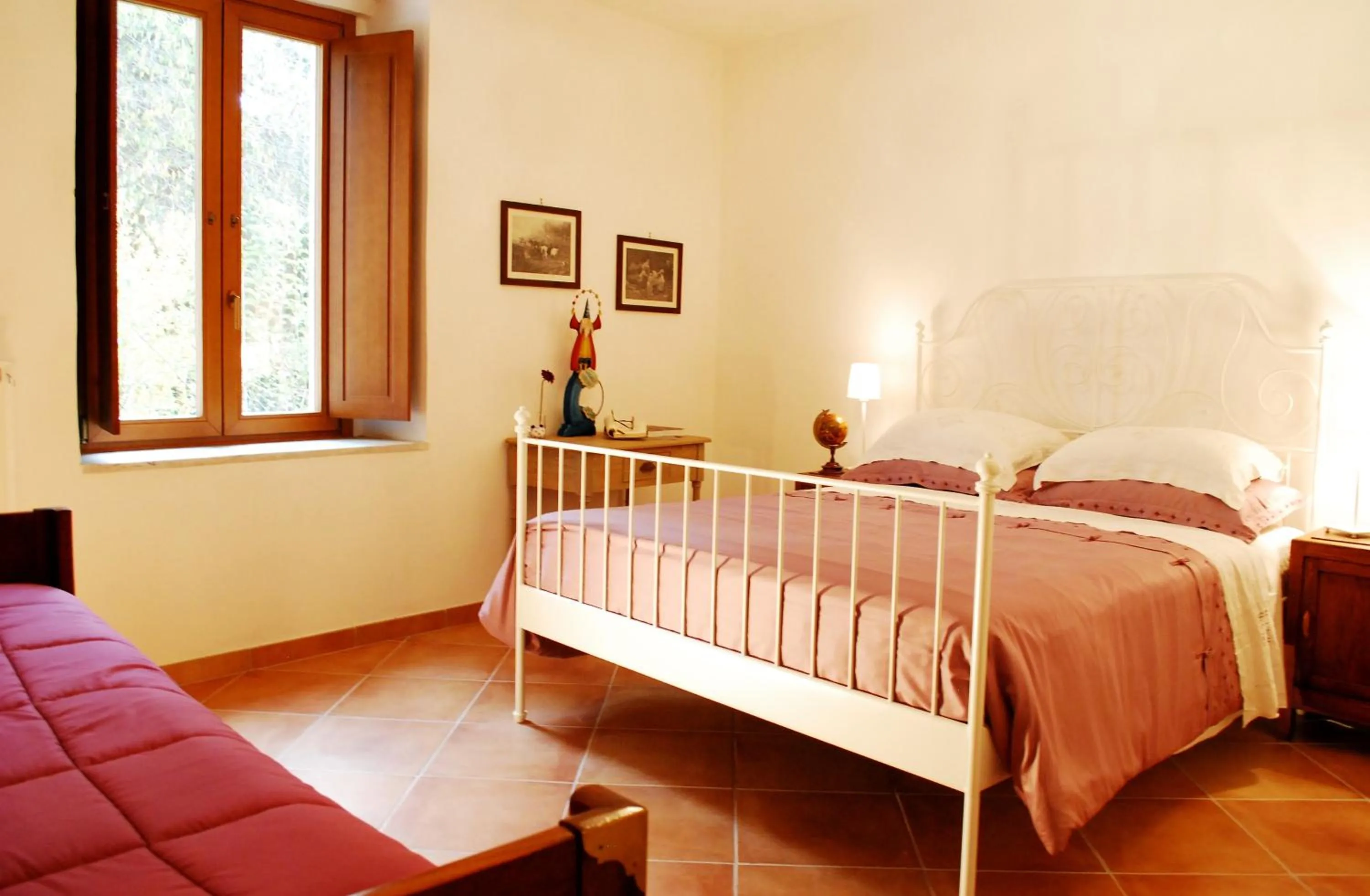 Decorative detail, Bed in Le Stanze dei Nonni