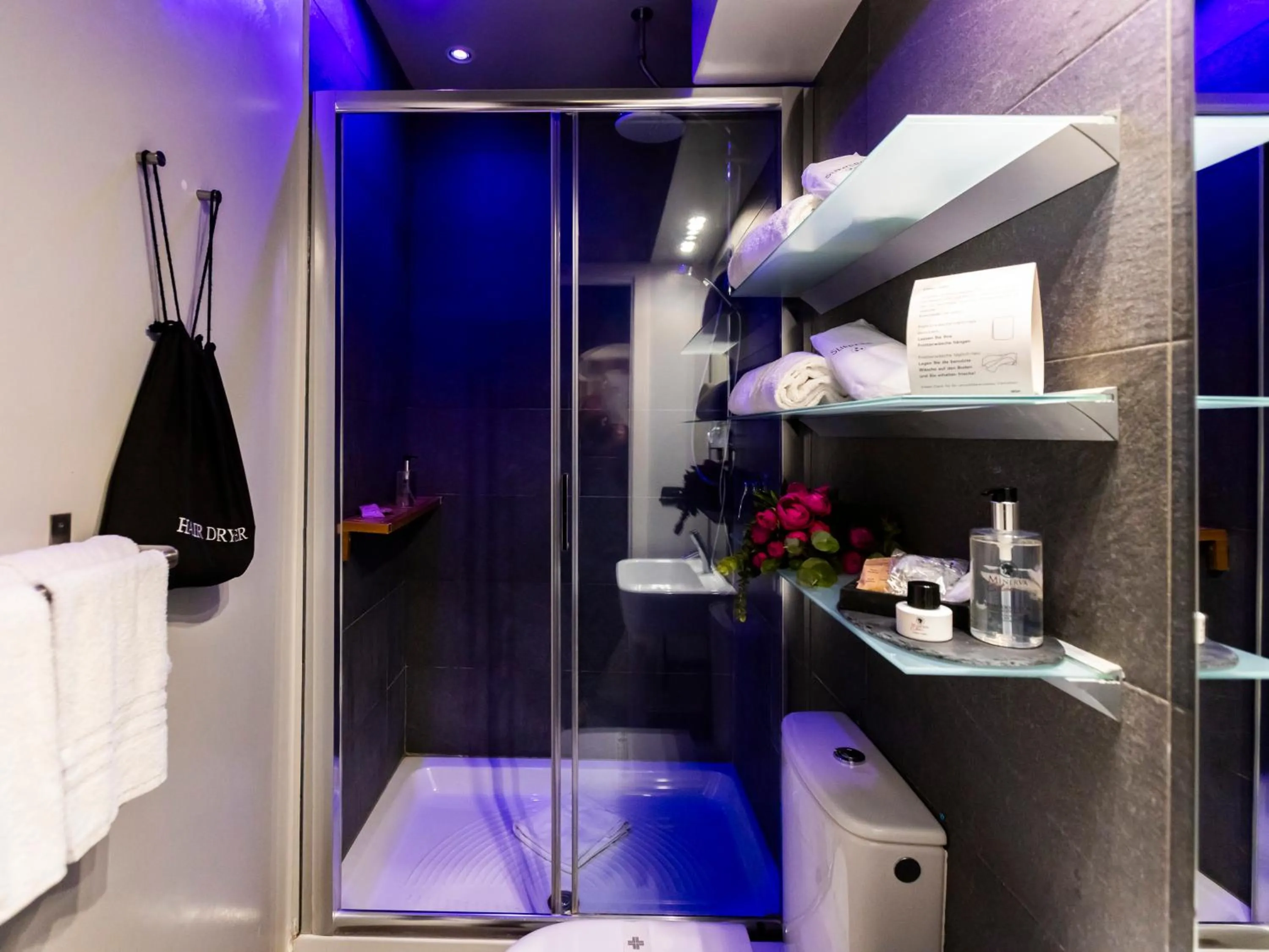 Shower in JB Relais- Campo de' Fiori