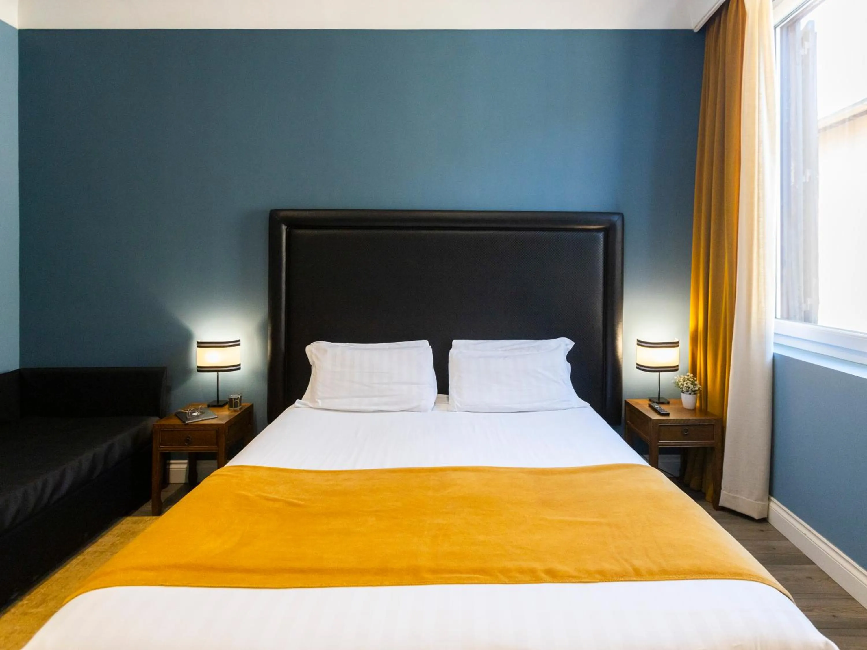 Bed in JB Relais- Campo de' Fiori