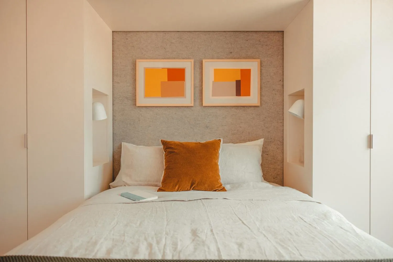 Bed in Scout Living, powered by Placemakr - Midtown