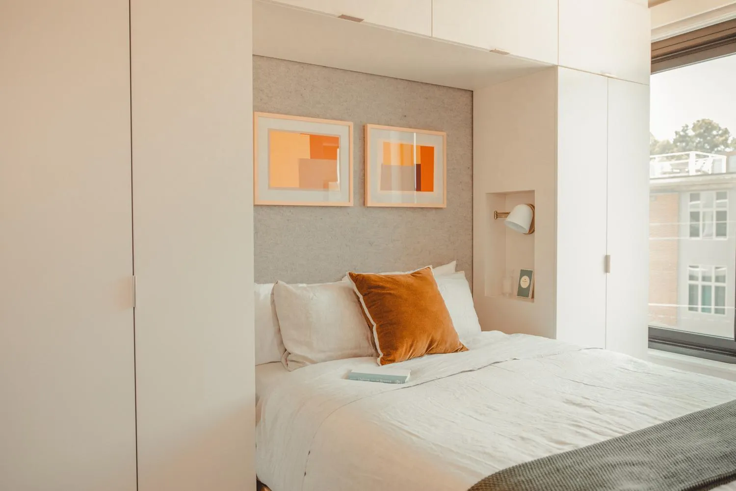 Bed in Scout Living, powered by Placemakr - Midtown