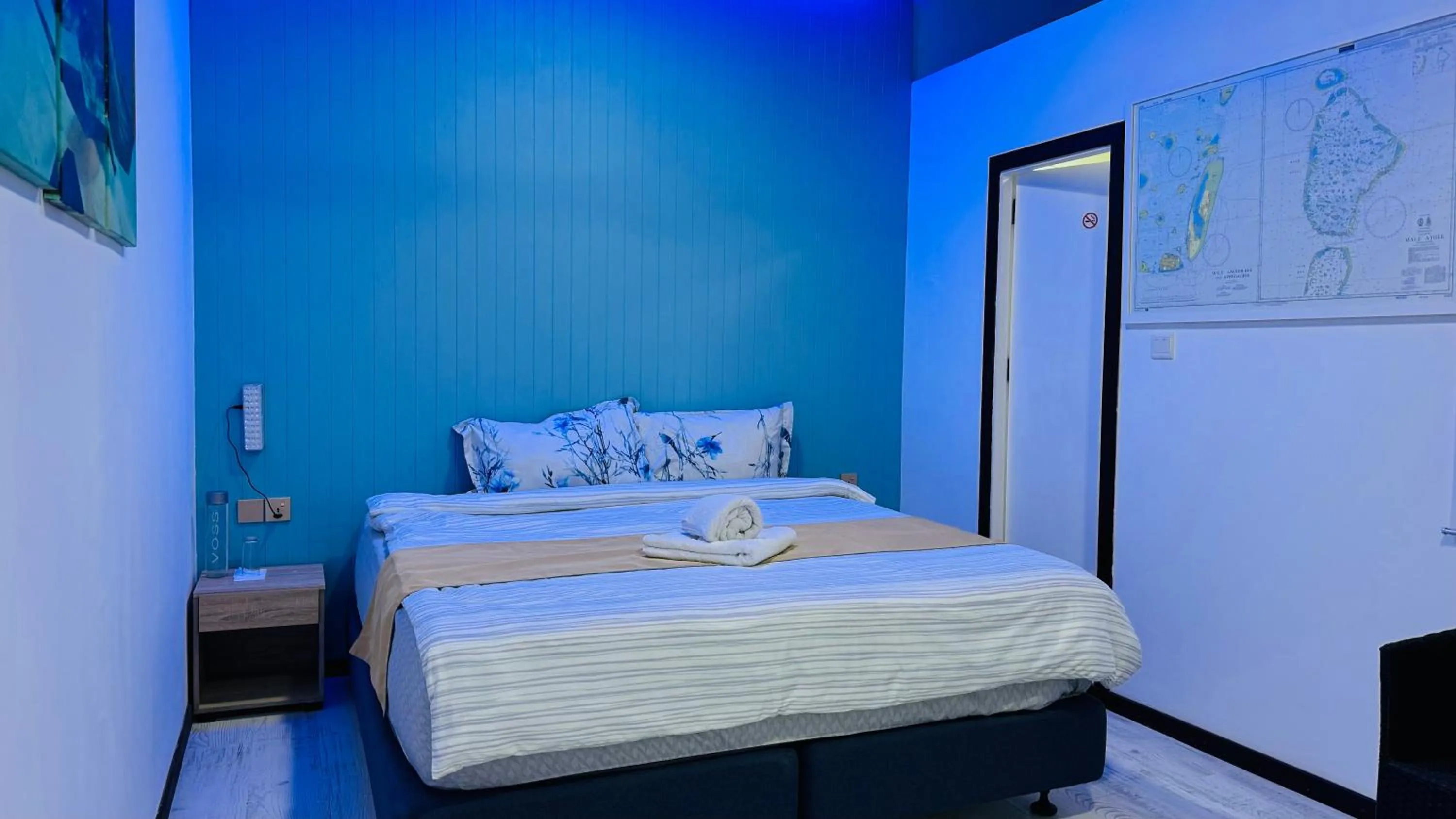 Bed in Wave Crest Retreat