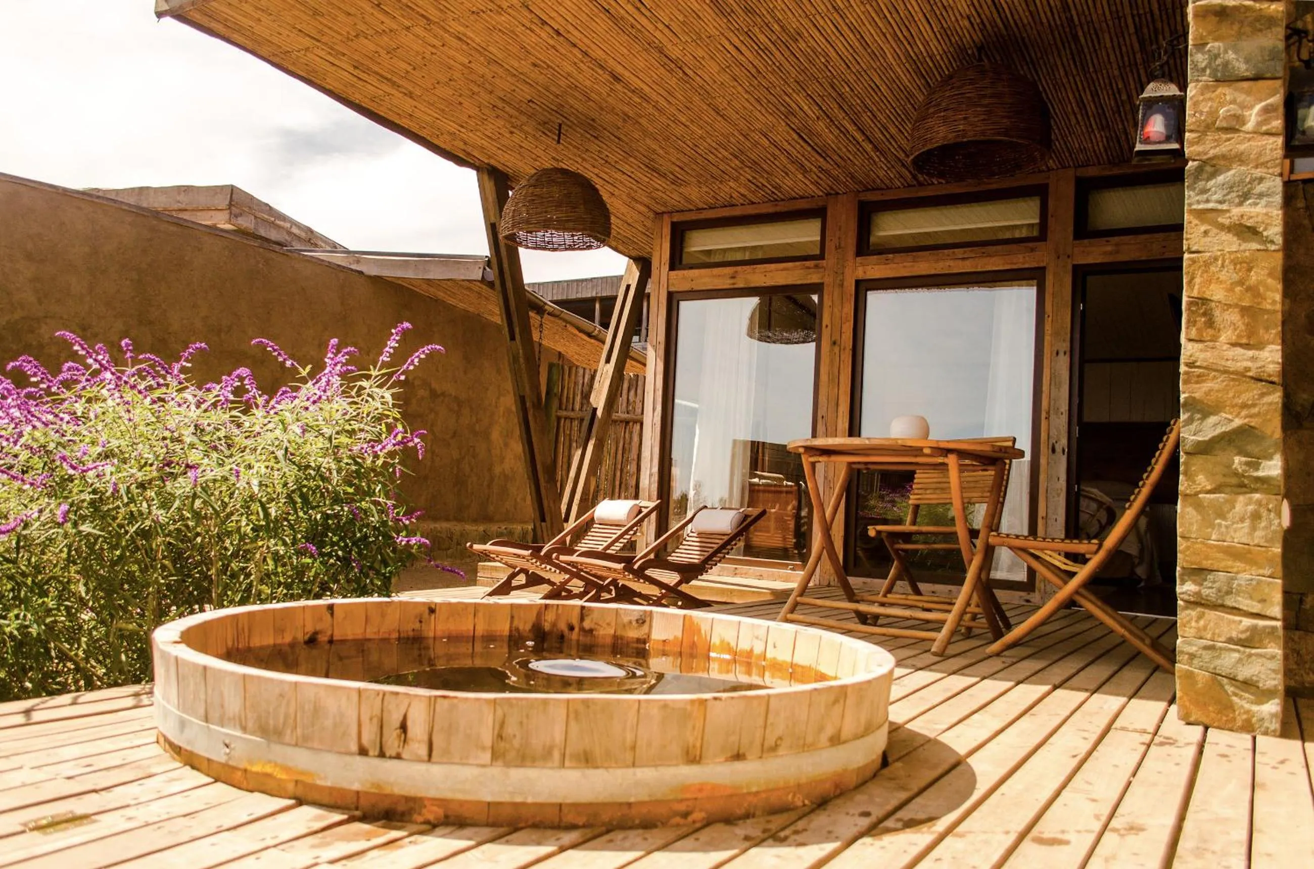 Hot Tub in Cuarzo Lodge