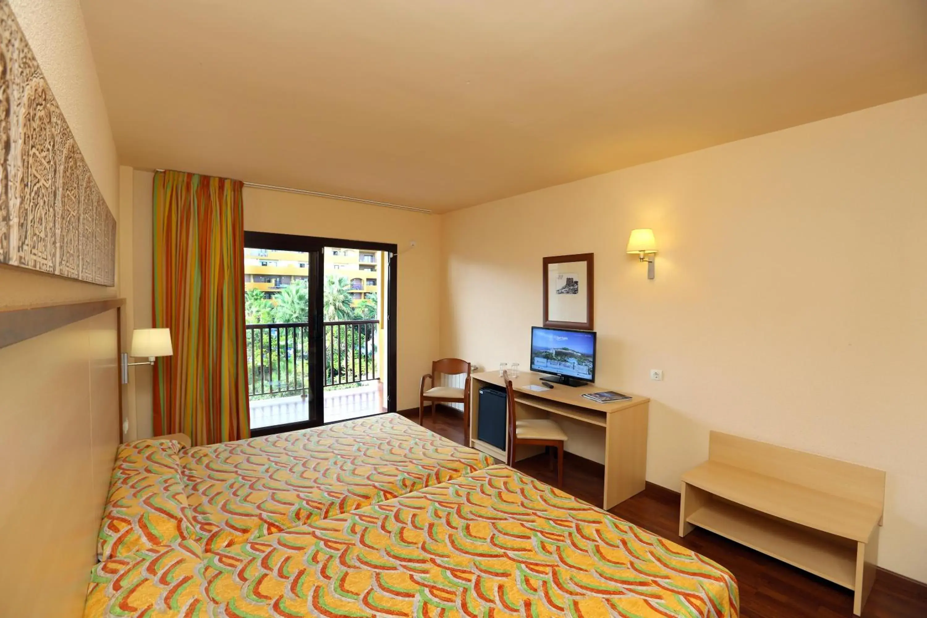 Photo of the whole room, Bed in Hotel Best Alcázar Photo of the whole room, Bed in Hotel Best Alcázar