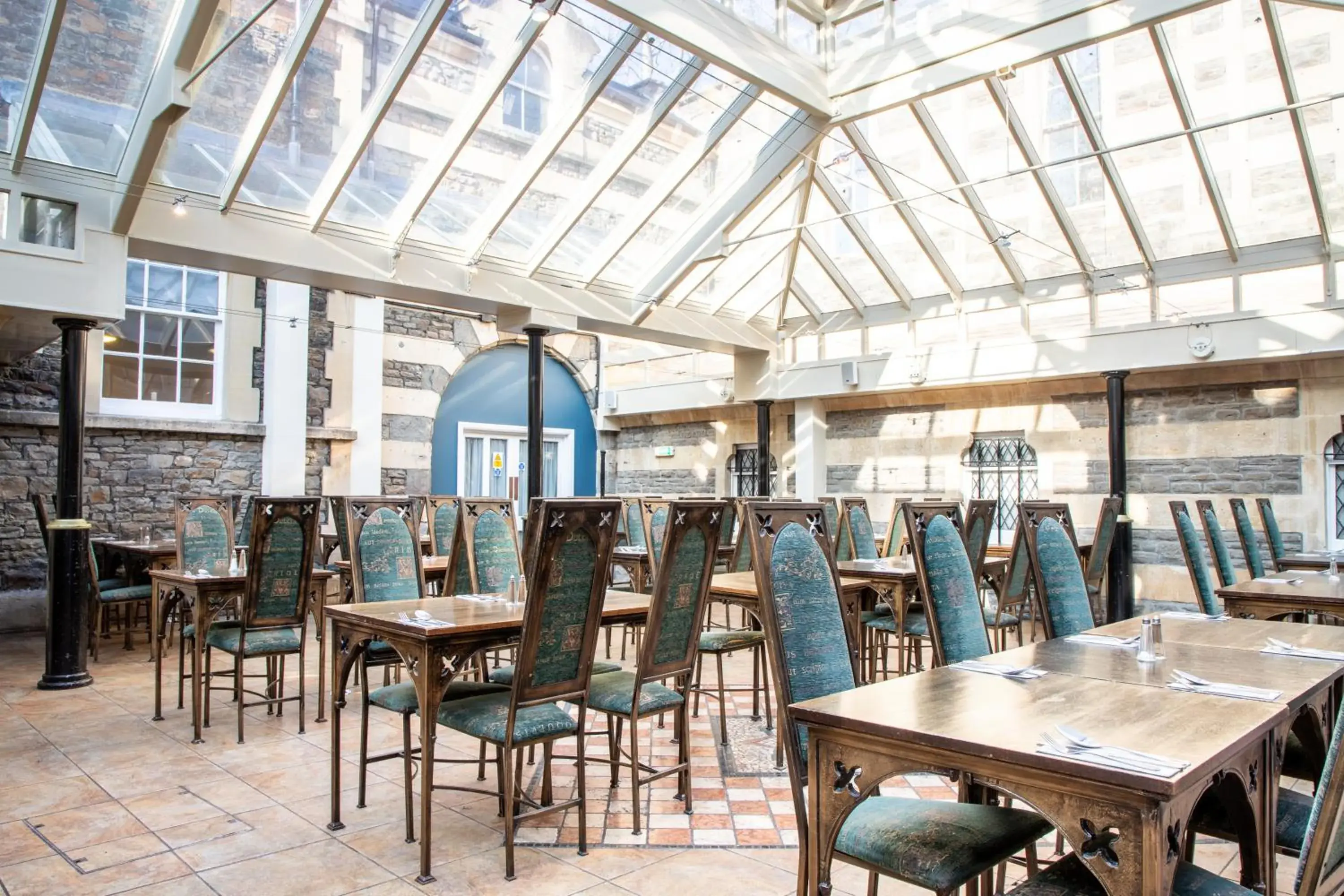 Restaurant/places to eat in Arnos Manor Hotel Restaurant/places to eat in Arnos Manor Hotel