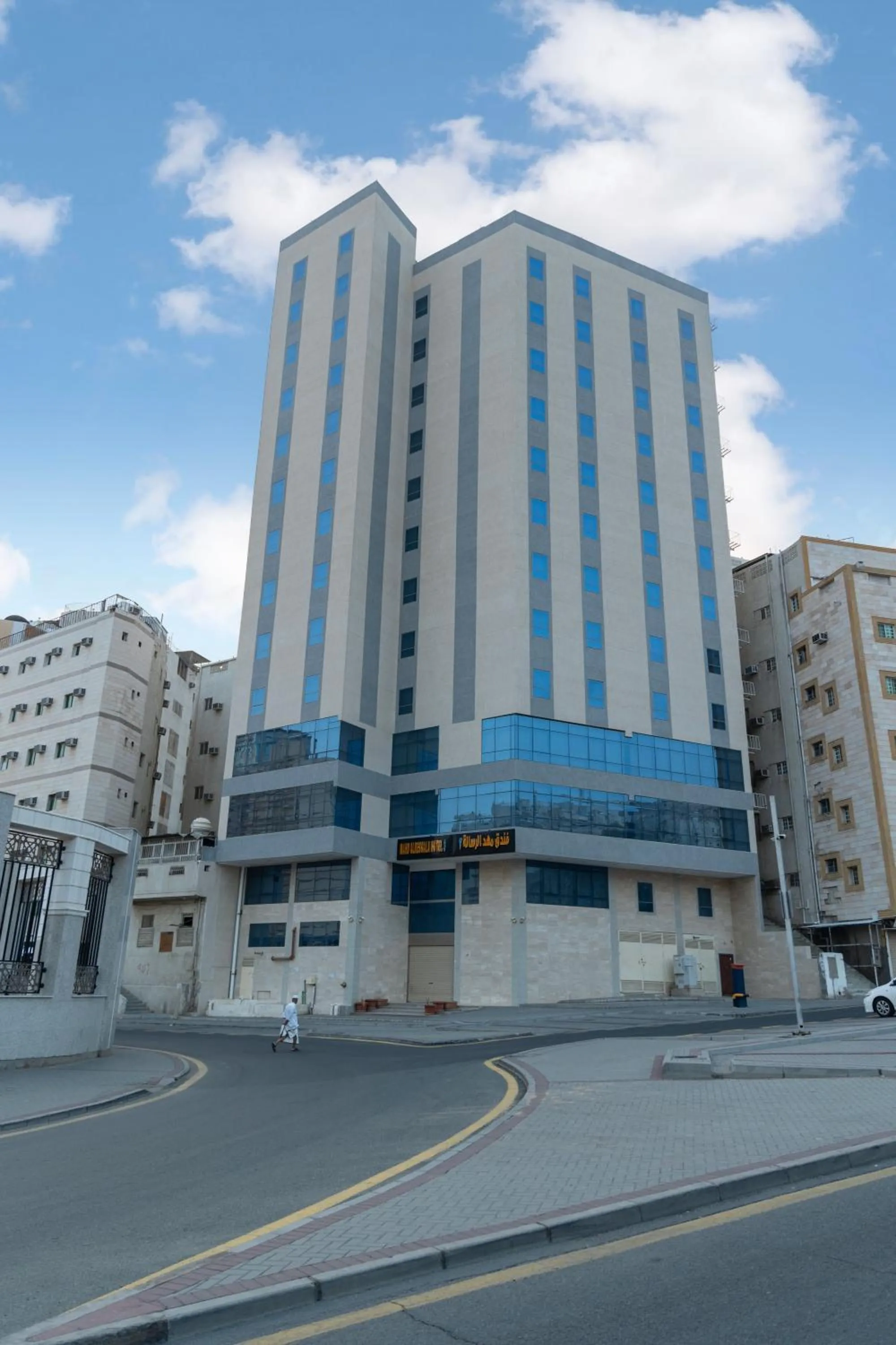 Property building in Mahd Al Resala 3 Hotel