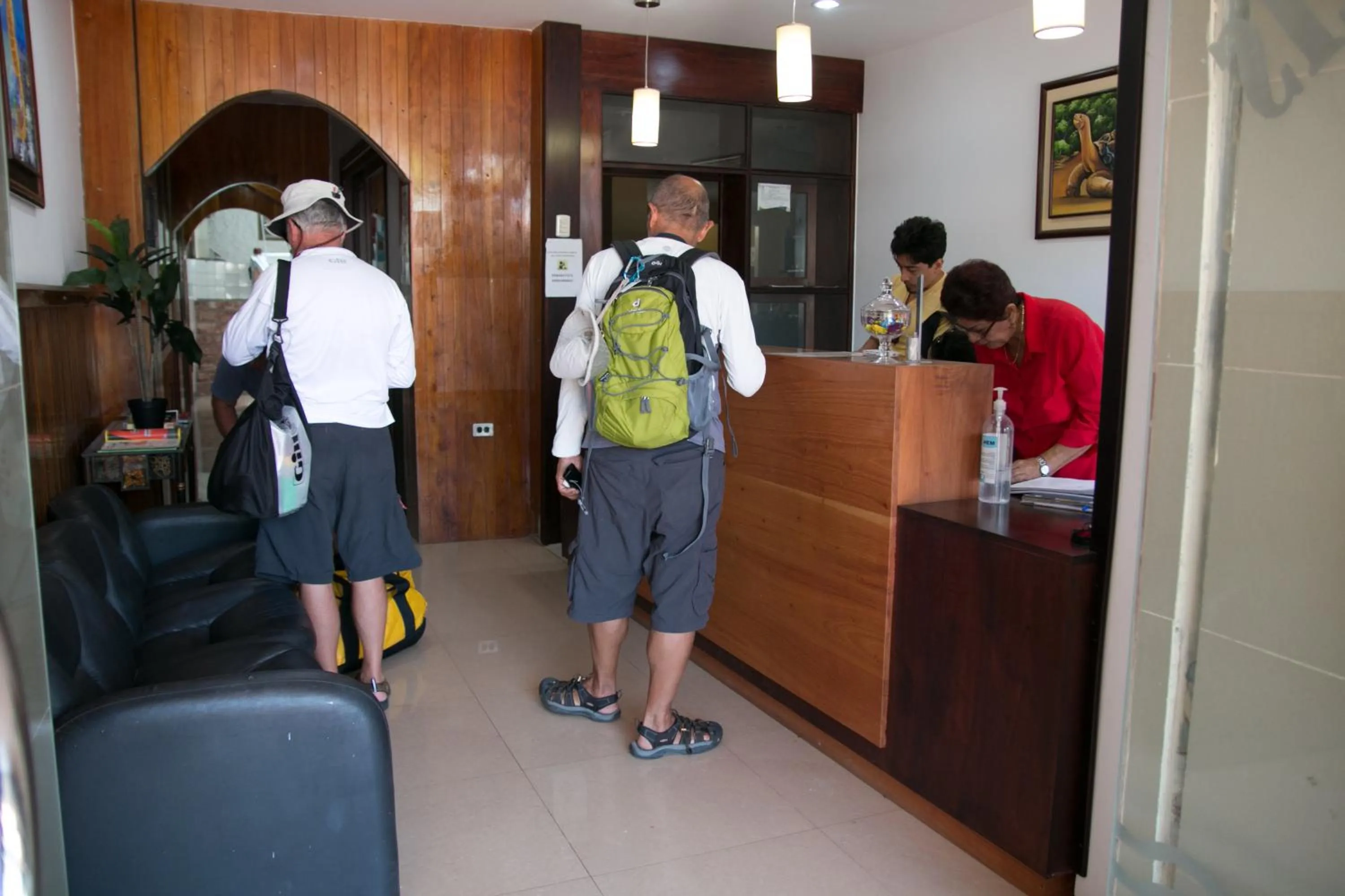 Facade/entrance in Hostal Sir Francis Drake