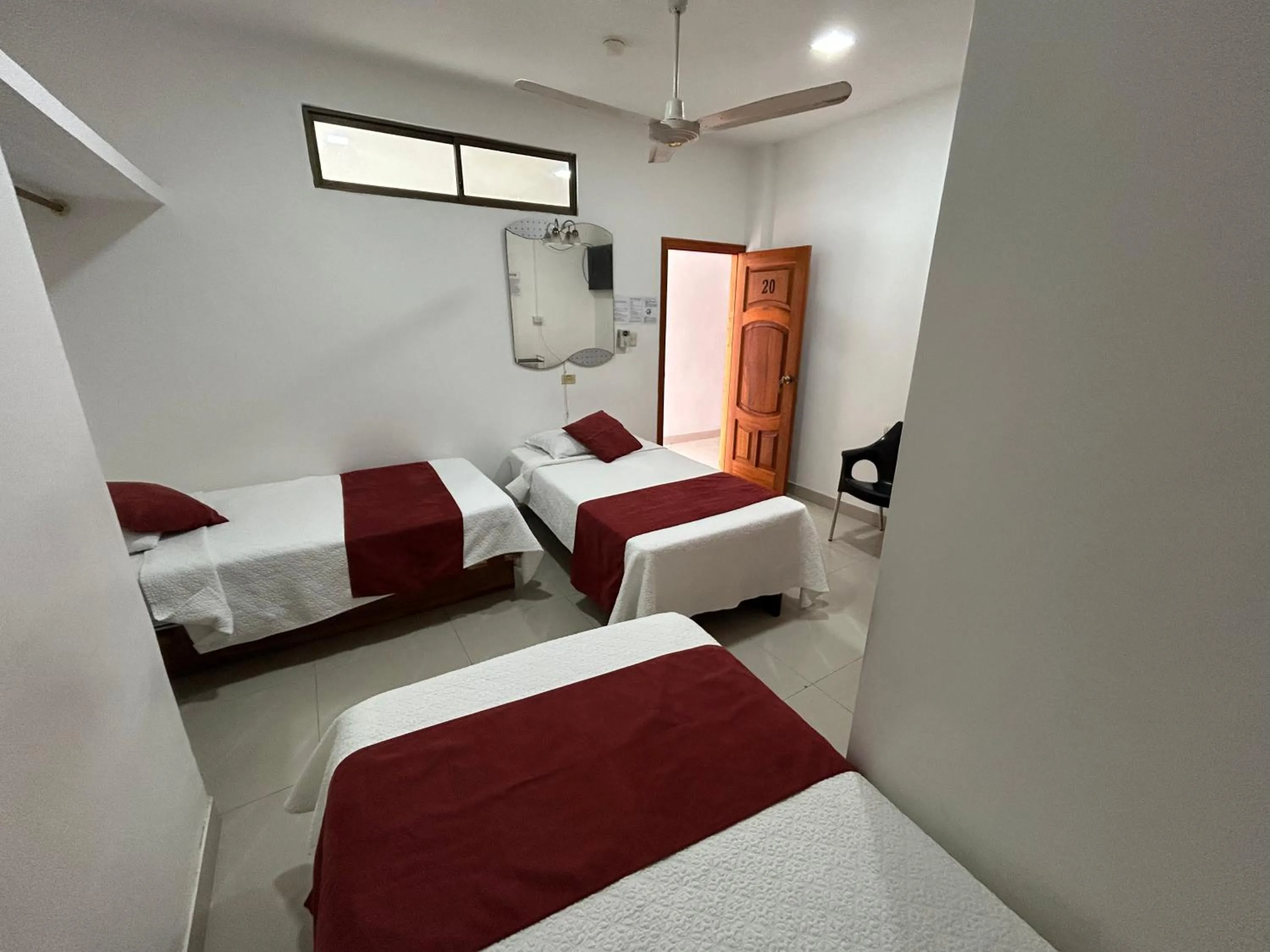 Bed in Hostal Sir Francis Drake