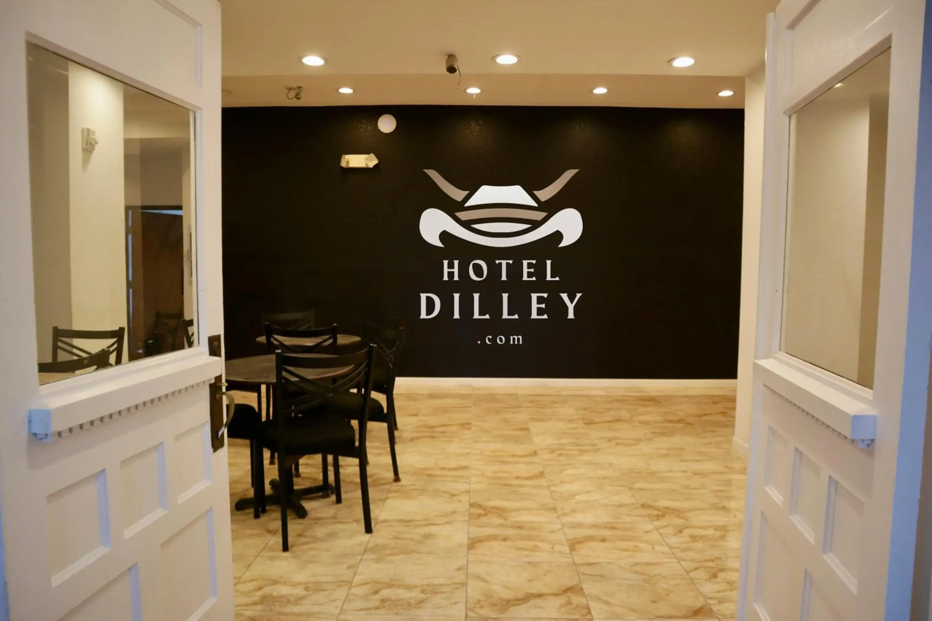 Lobby or reception in Hotel Dilley Grand Lobby or reception in Hotel Dilley Grand