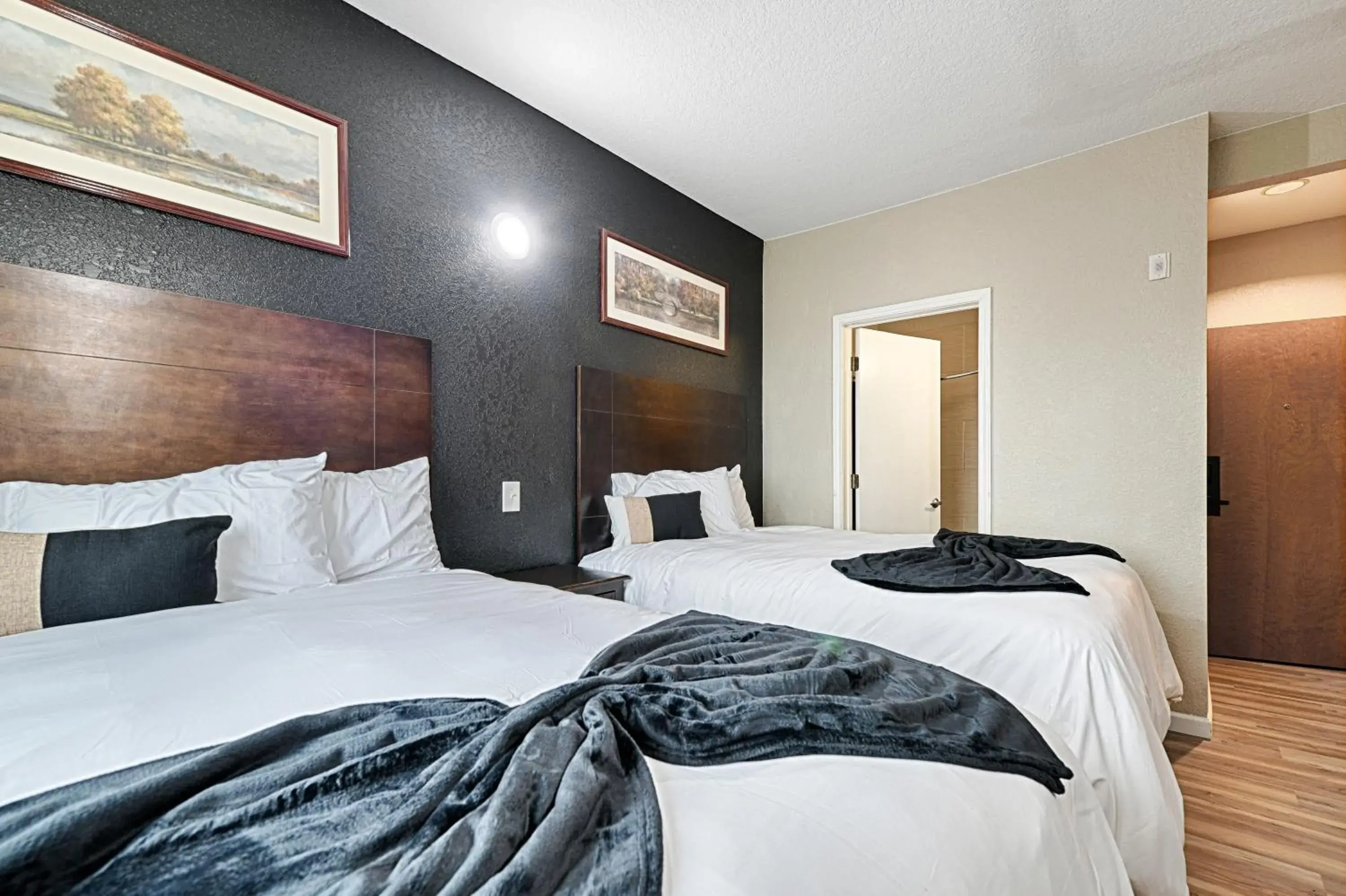 Bed in Hotel Dilley Grand Bed in Hotel Dilley Grand