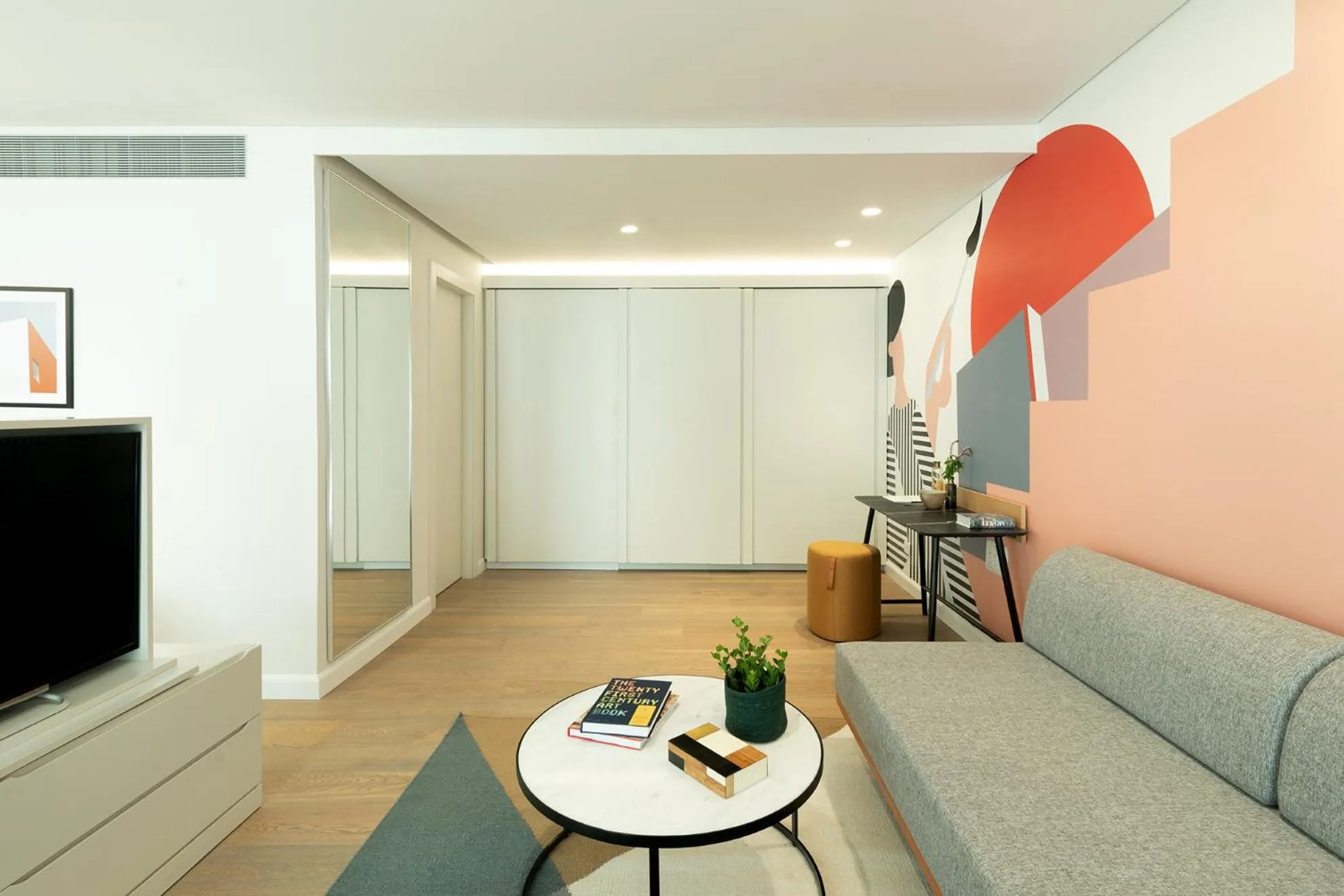 Elma Hotel and Art Complex