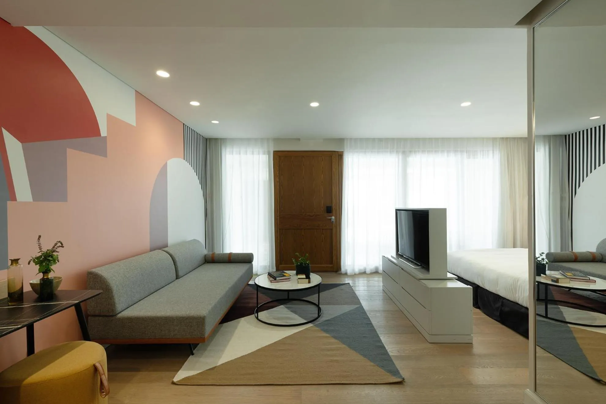 Elma Hotel and Art Complex