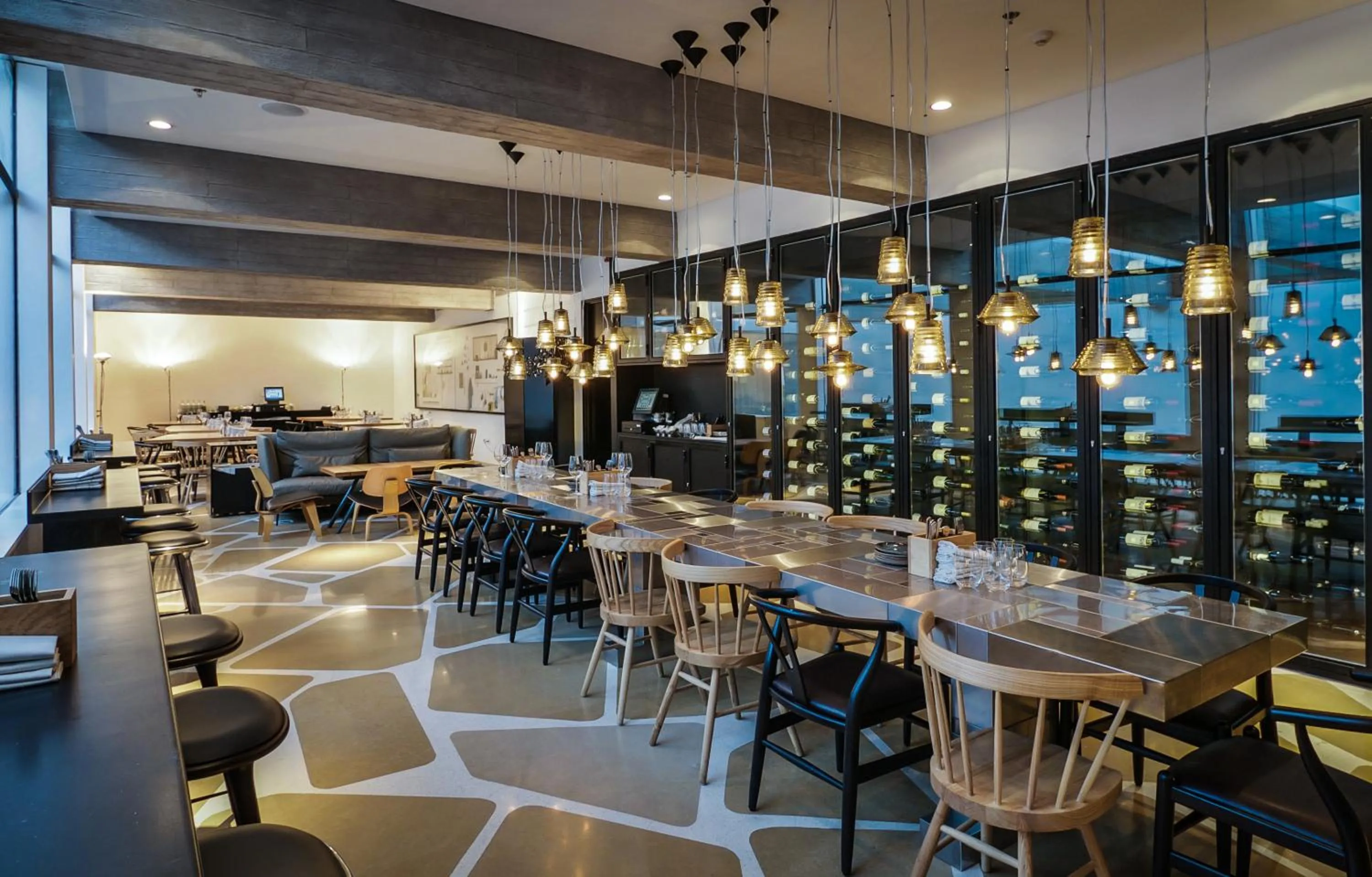 Restaurant/places to eat in Elma Hotel and Art Complex