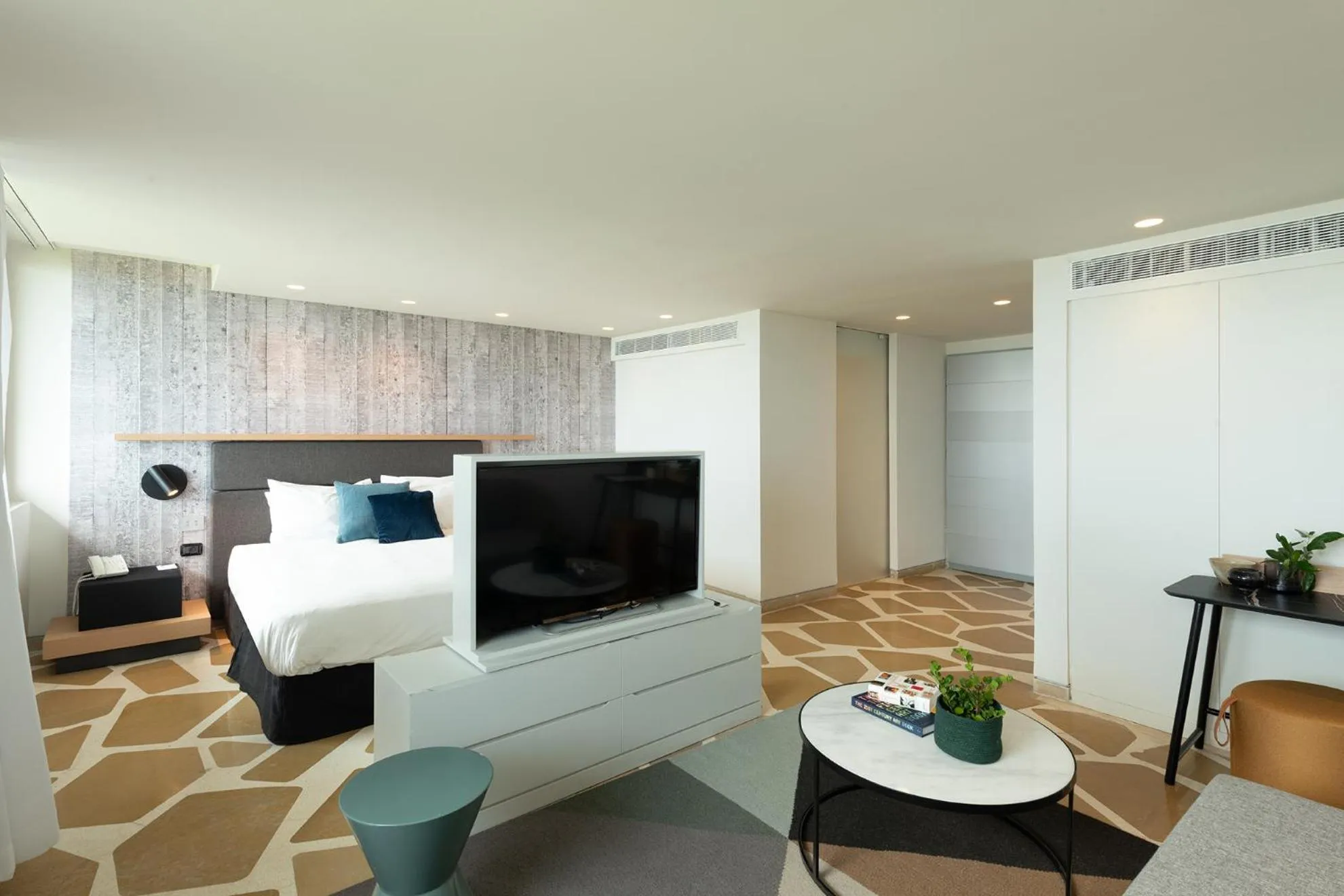 Bed in Elma Hotel and Art Complex