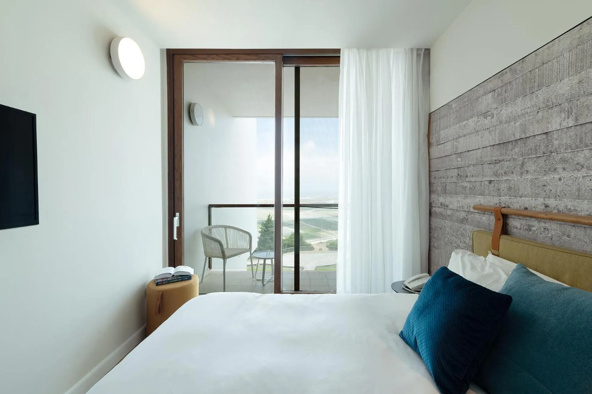 Bed in Elma Hotel and Art Complex