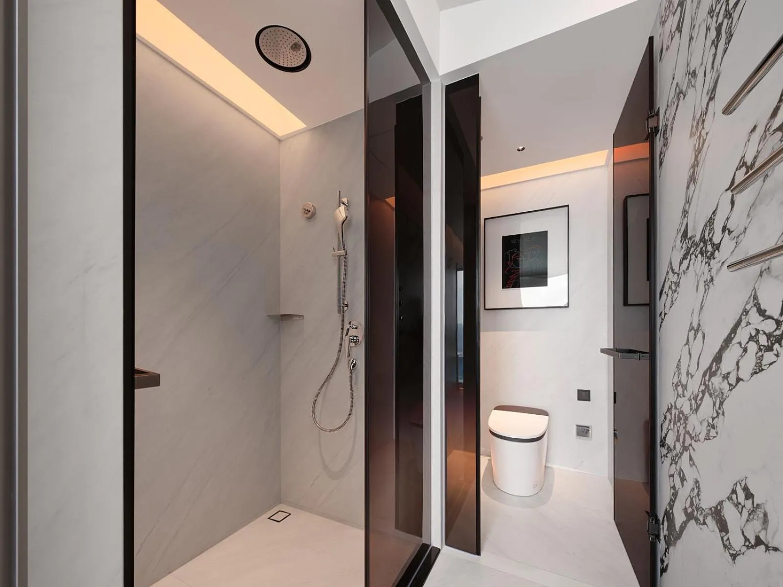 Shower in ISEYA Panoramic Hotel Chongqing Jiefangbei Flagship