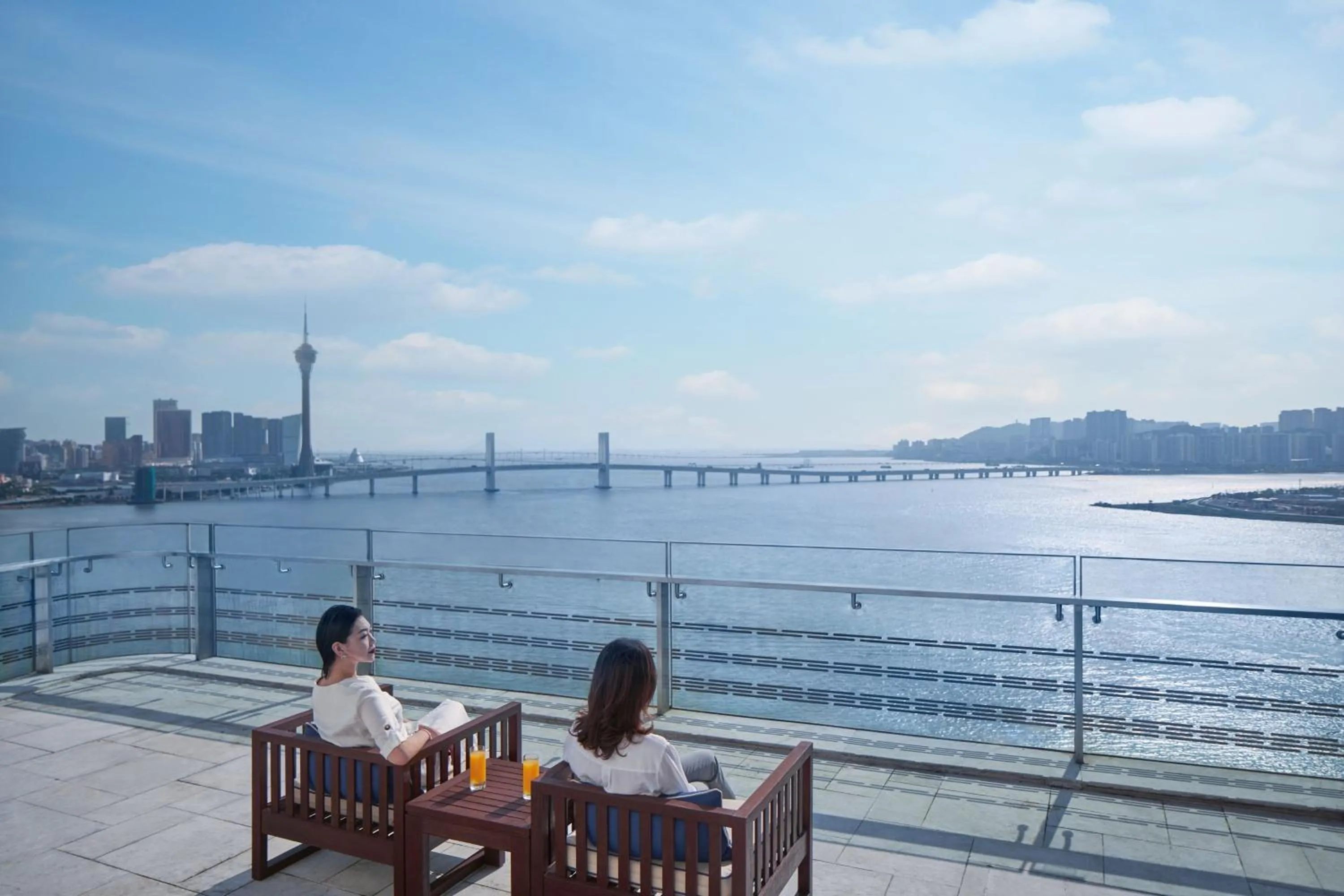 Photo of the whole room in Sheraton Zhuhai Hotel