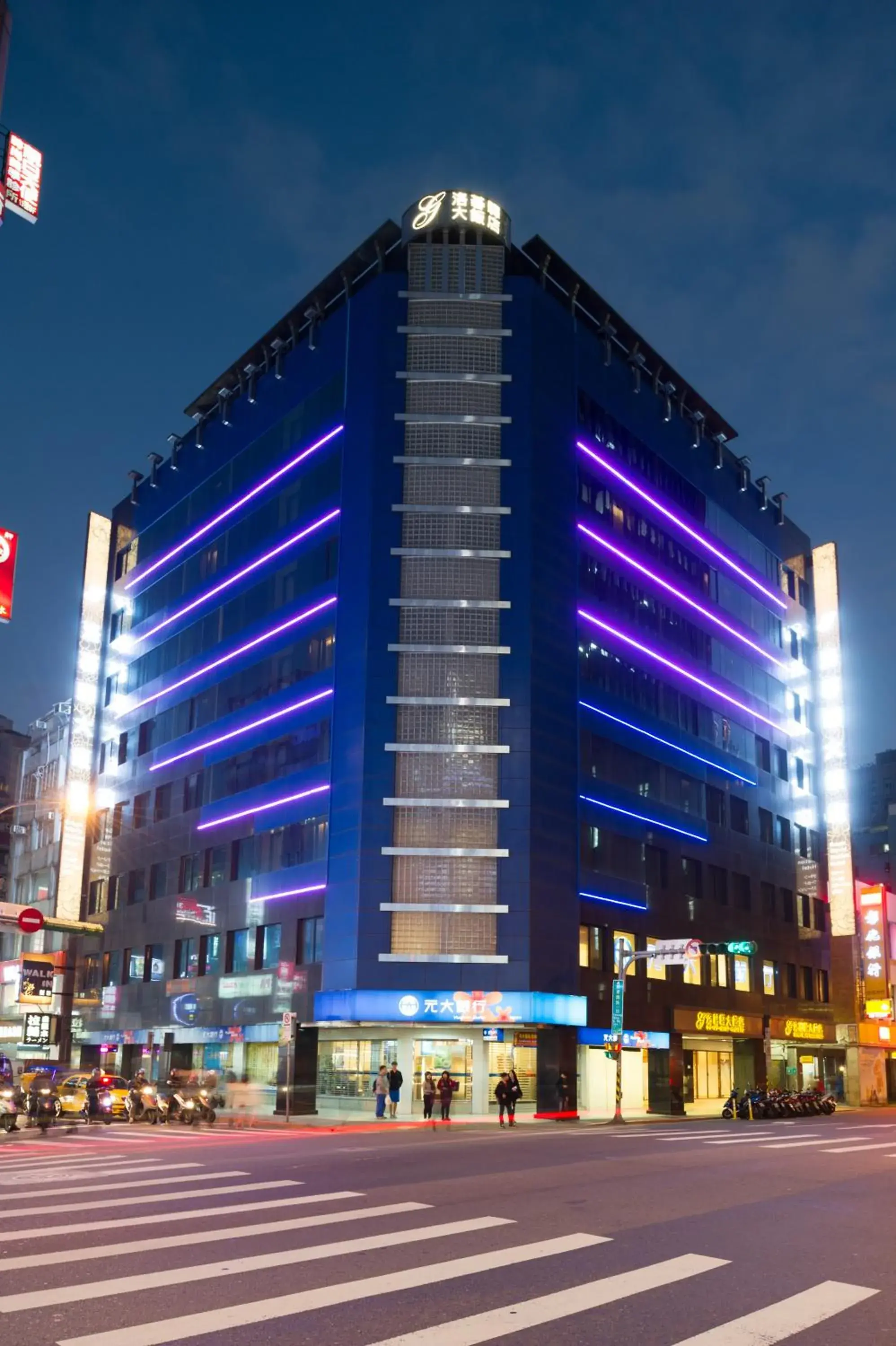 Property building in Green World Taipei Station Property building in Green World Taipei Station