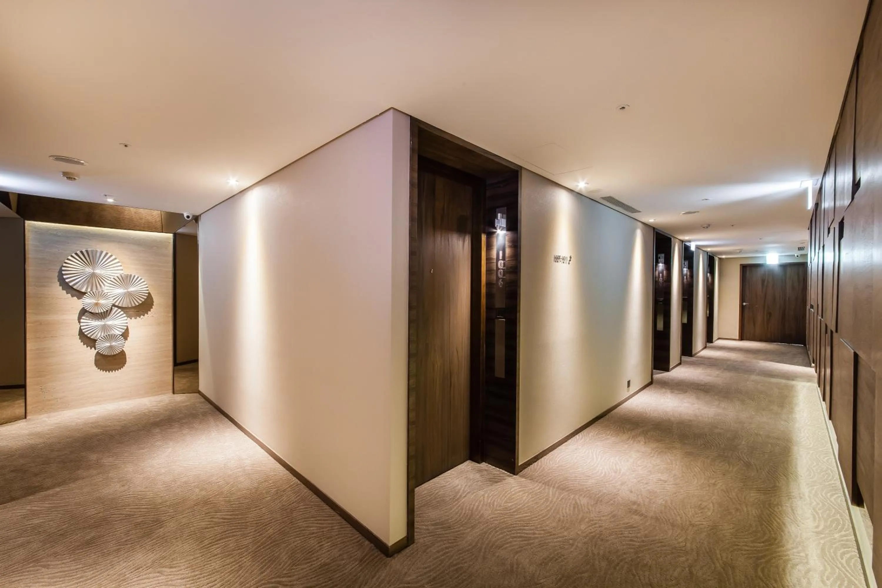 Decorative detail in Green World Taipei Station