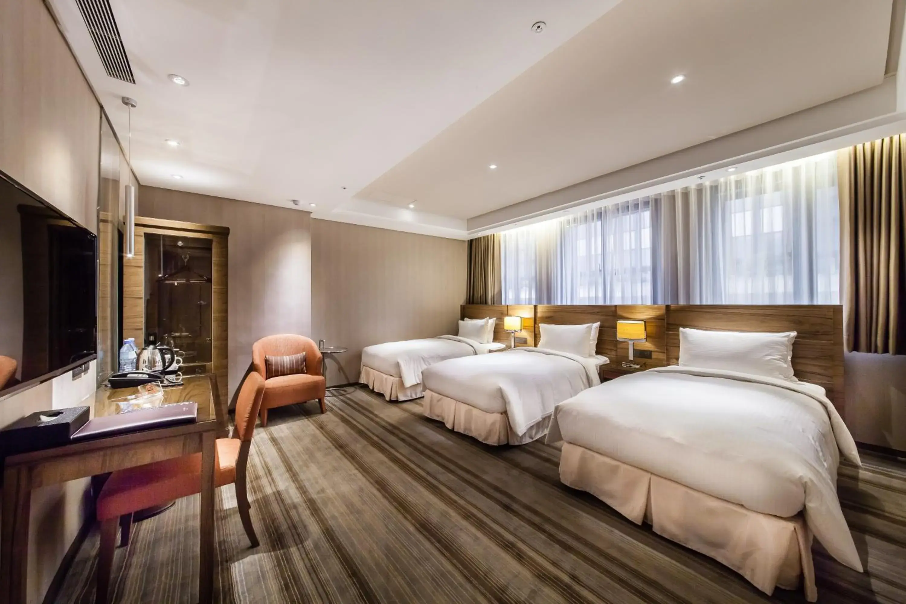 View (from property/room), Bed in Green World Taipei Station View (from property/room), Bed in Green World Taipei Station