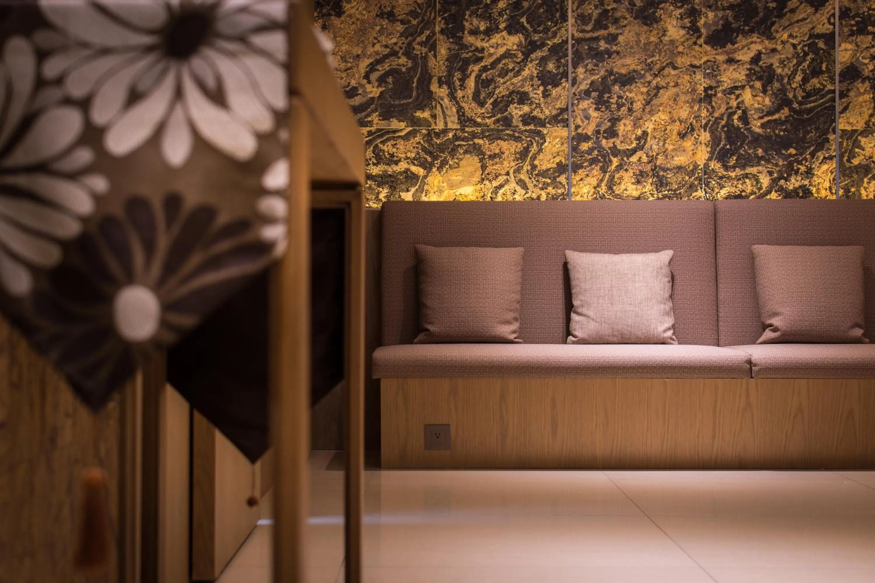 Communal lounge/ TV room, Bed in Green World Taipei Station