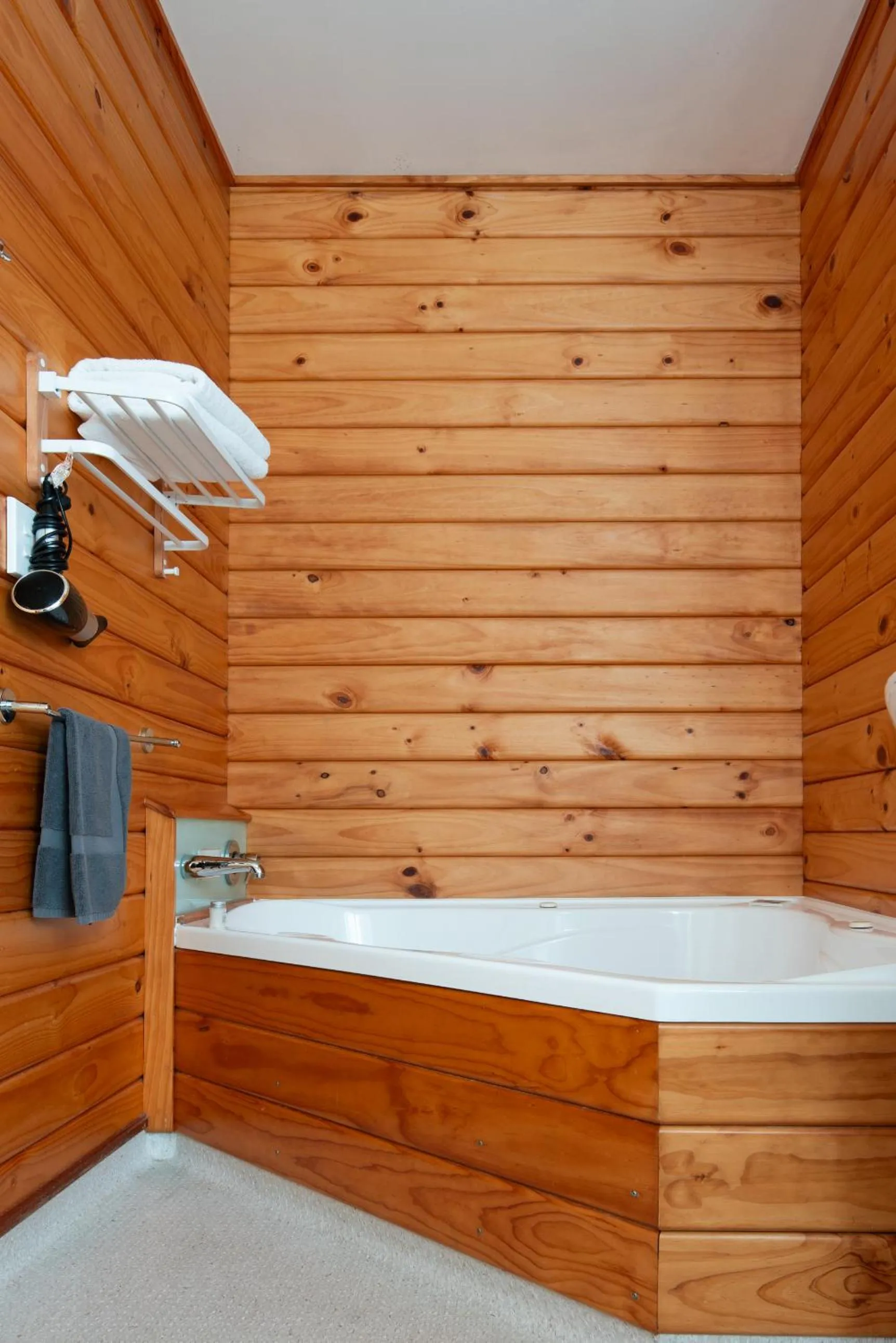 Bathroom in Fox Glacier Lodge
