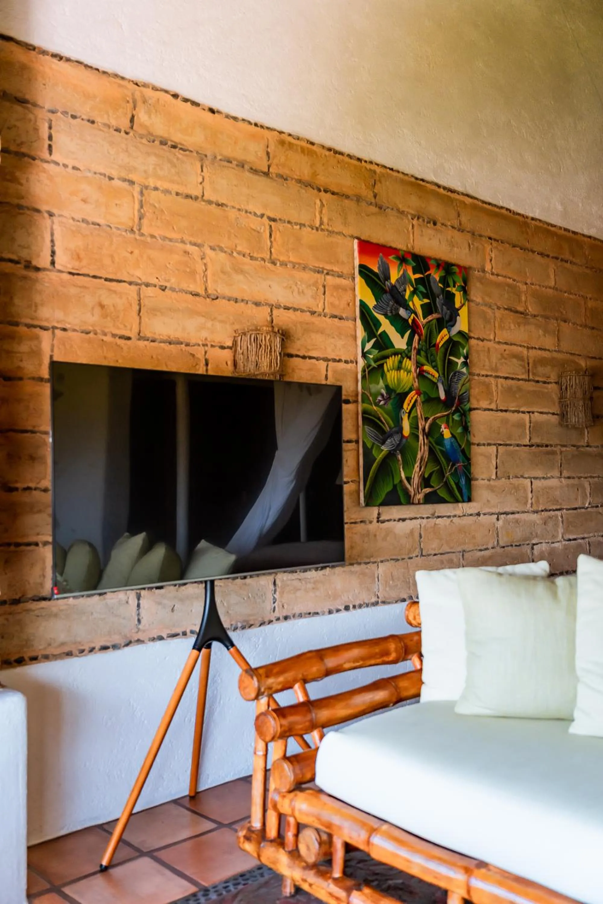 TV and multimedia in Ensueño de Fuga