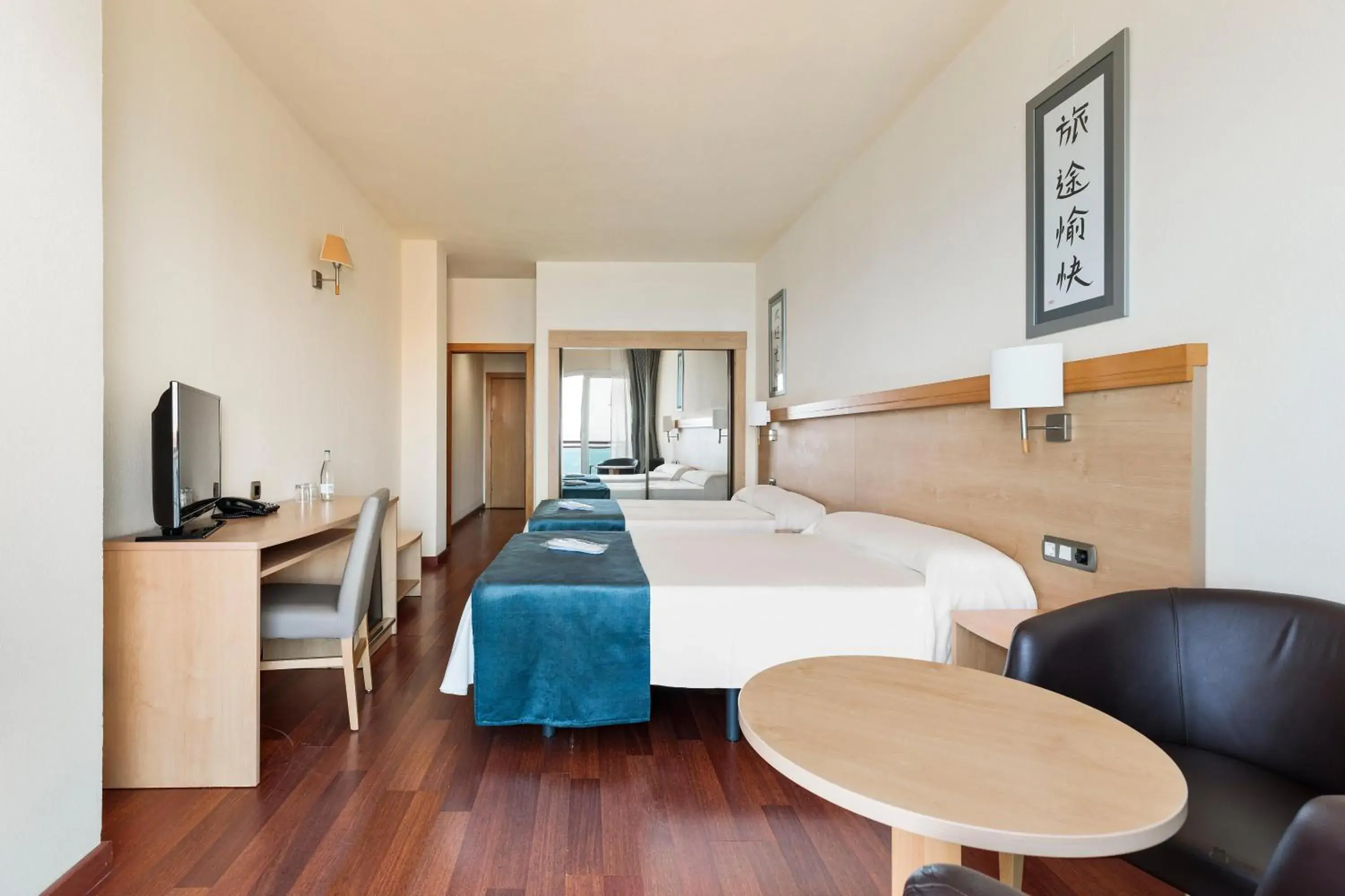 Standard Double Room Side Sea View (3 Adults) in Hotel Best Benalmadena Standard Double Room Side Sea View (3 Adults) in Hotel Best Benalmadena