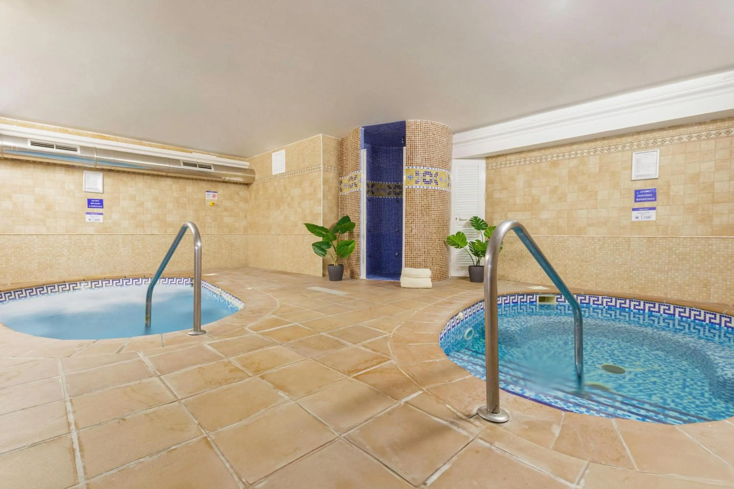 Hot Spring Bath in Hotel Best Benalmadena